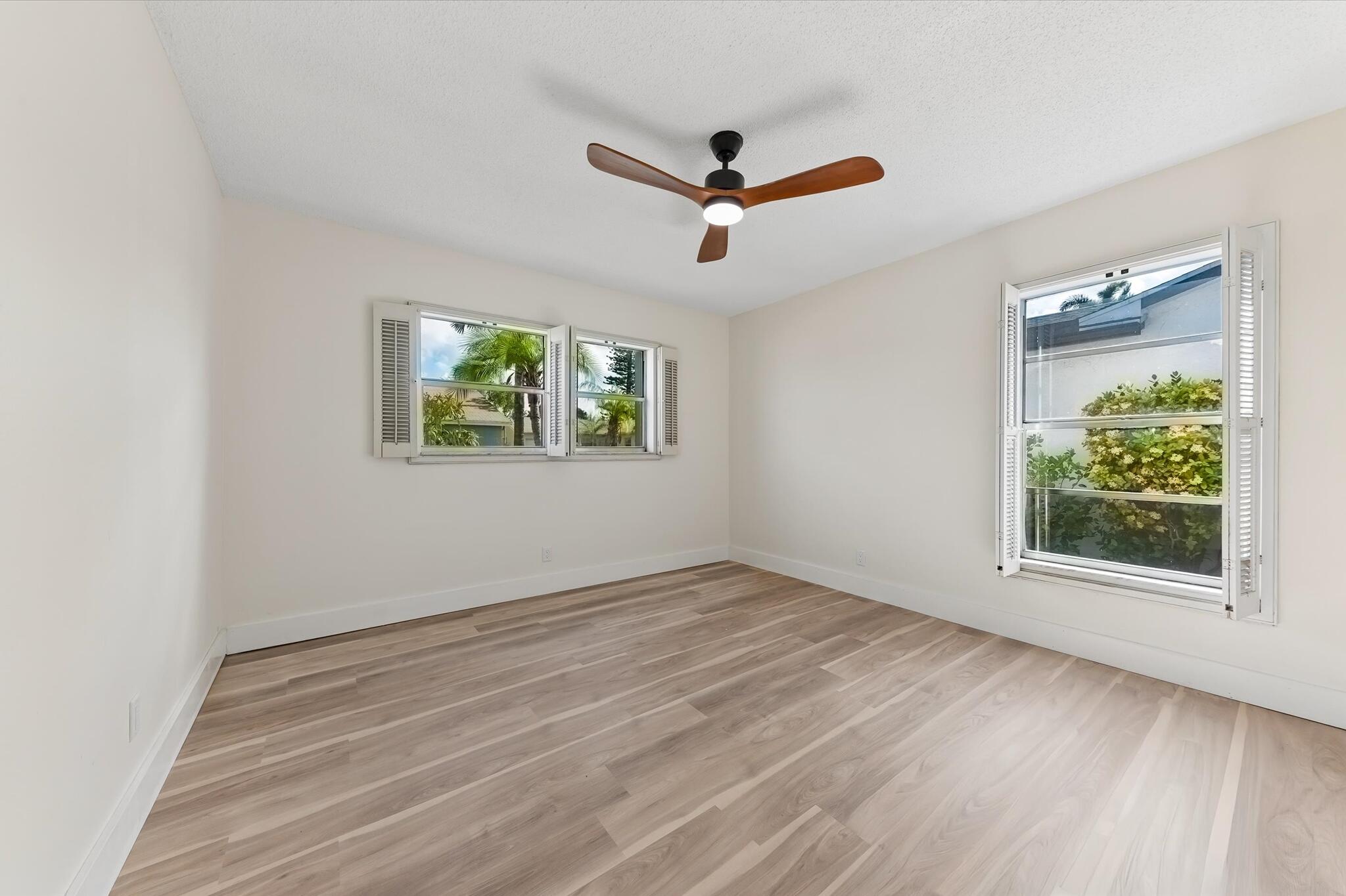 7198 Pine Forest Circle E Property Photo 25