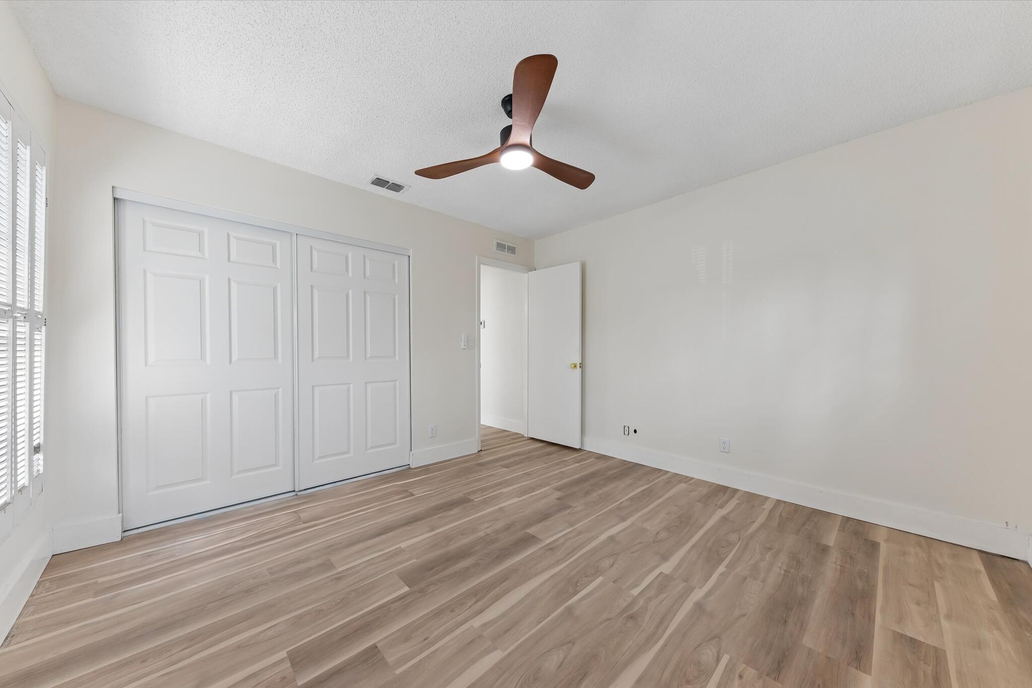 7198 Pine Forest Circle E Property Photo 26