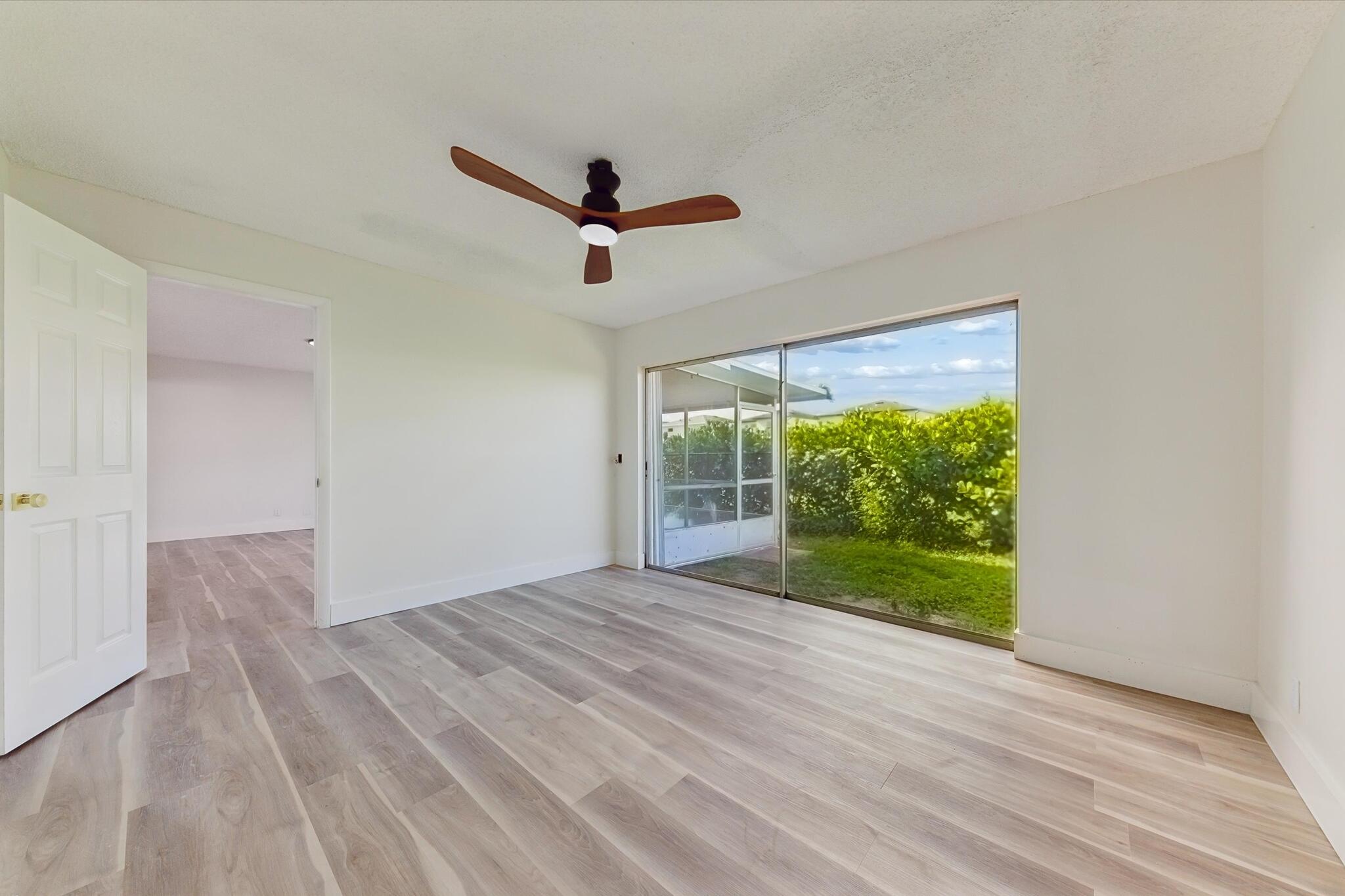 7198 Pine Forest Circle E Property Photo 29