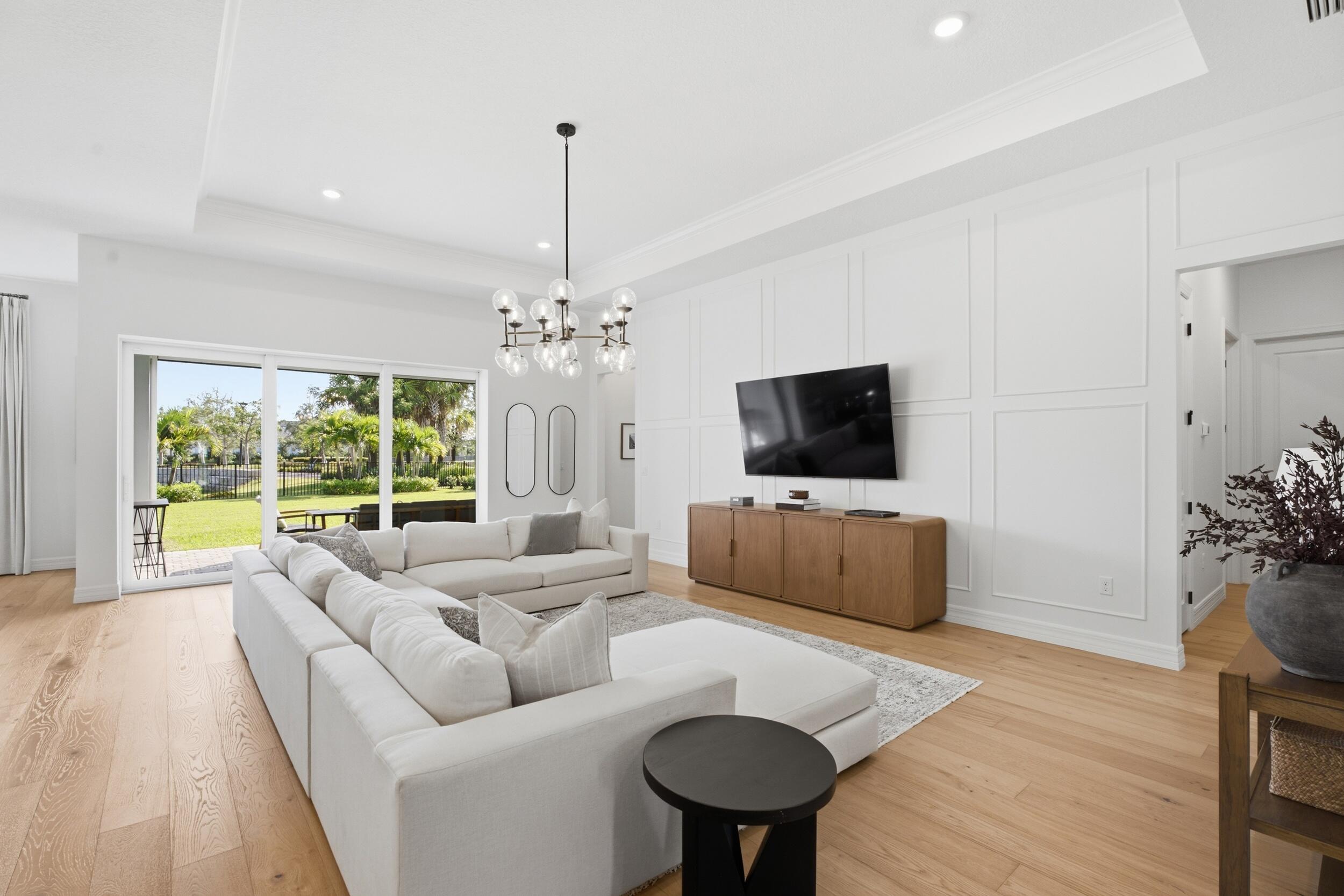 10888 Stellar Circle Property Photo 11