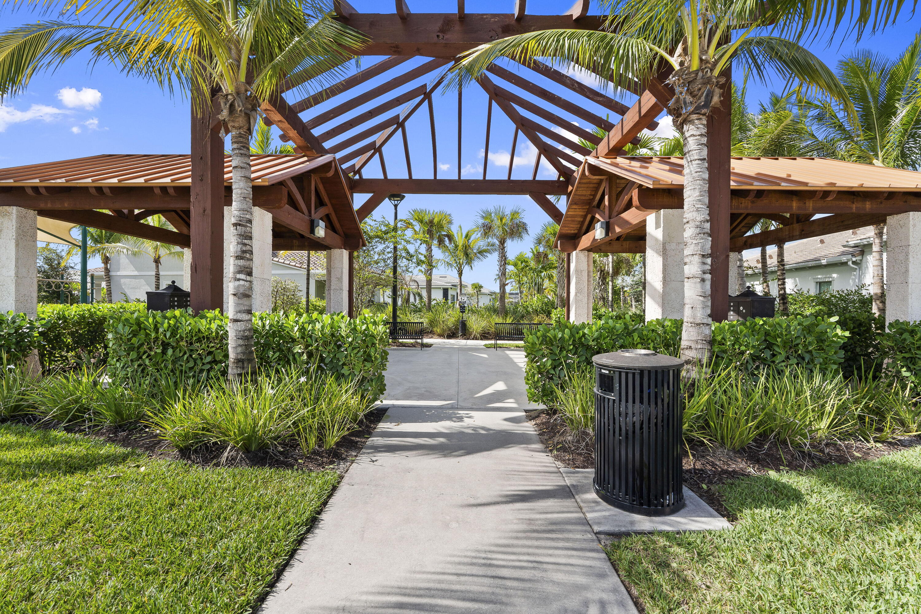 10888 Stellar Circle Property Photo 44