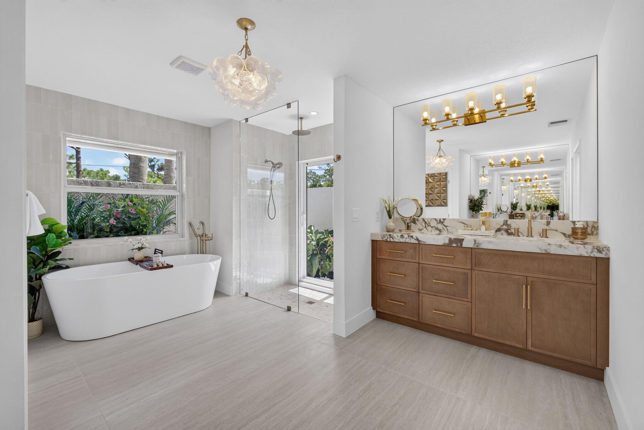 13350 157th Court N Property Photo 1
