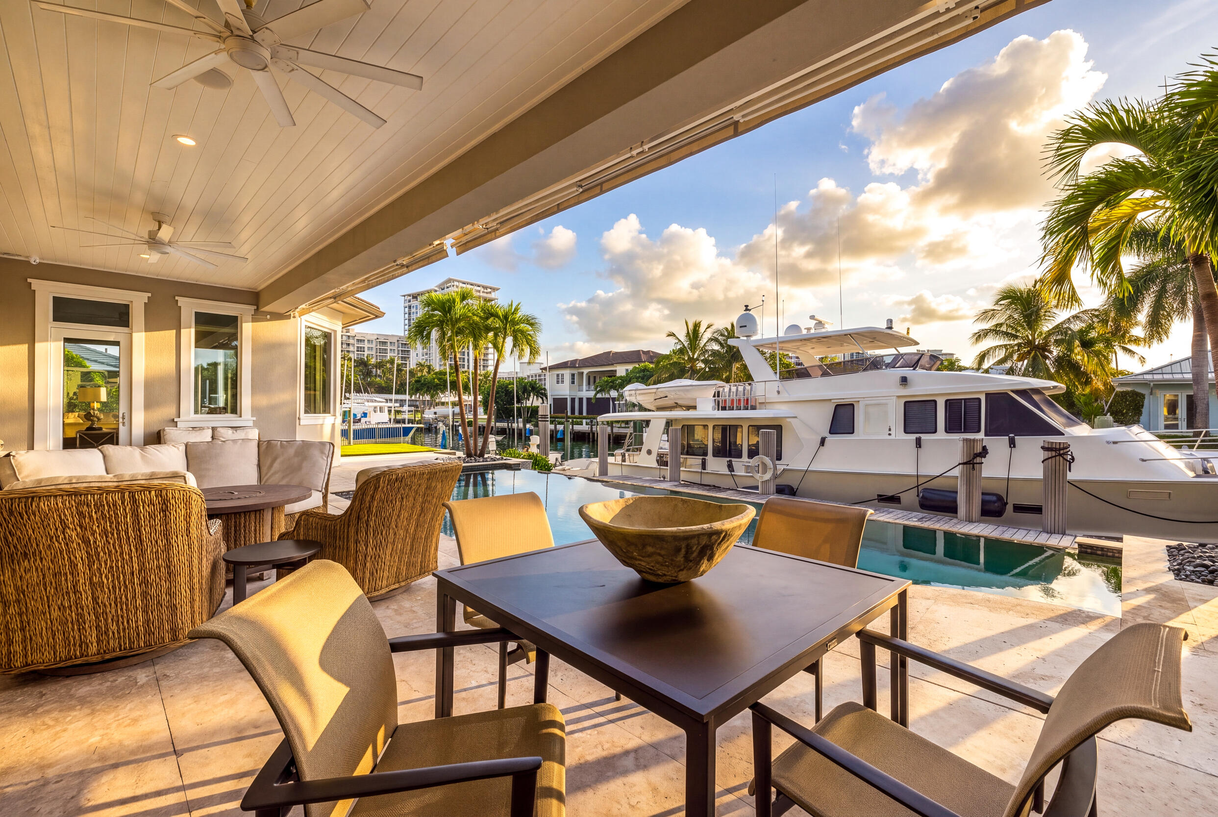 1241 Coral Way Property Photo 3