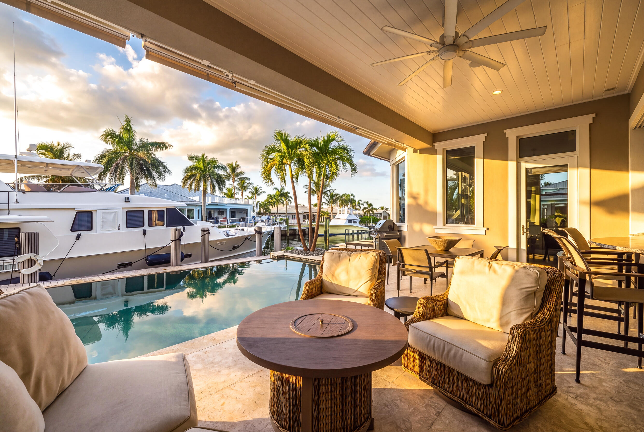 1241 Coral Way Property Photo 9