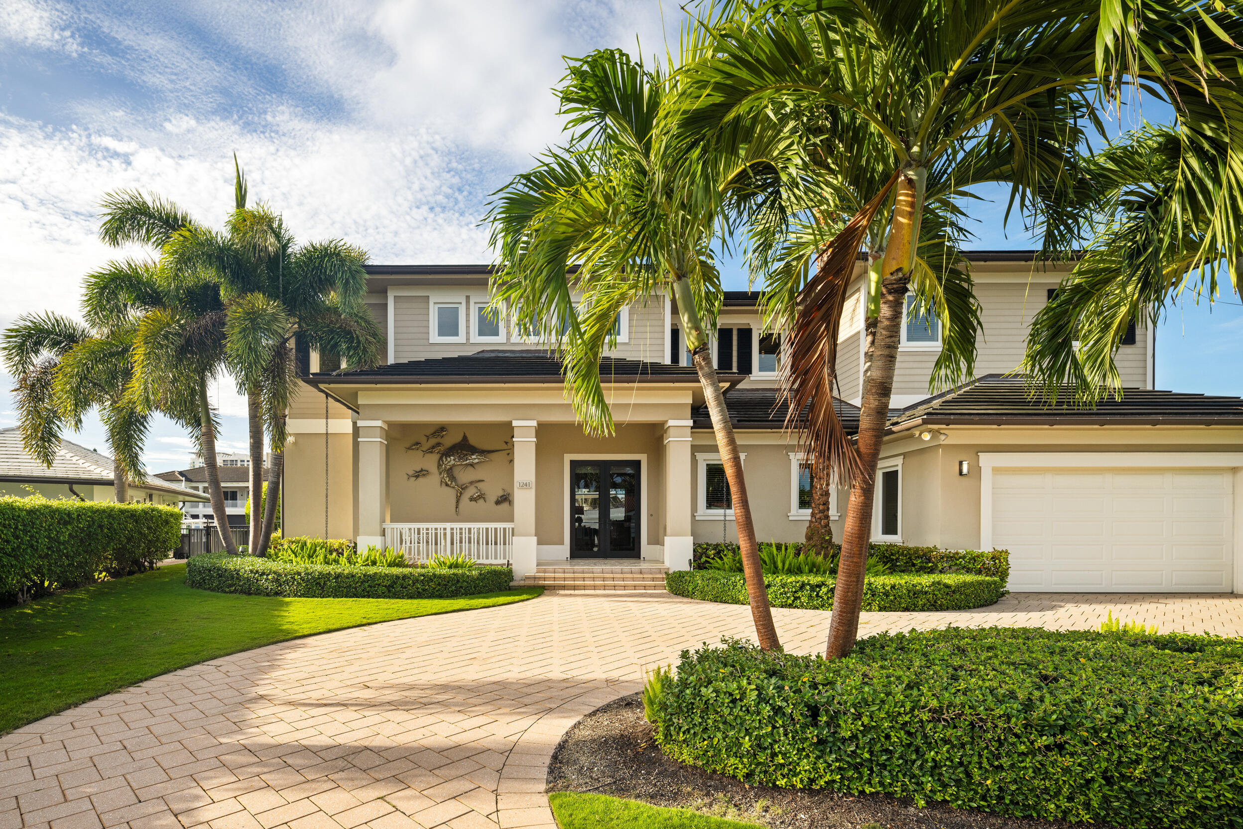 1241 Coral Way Property Photo 27