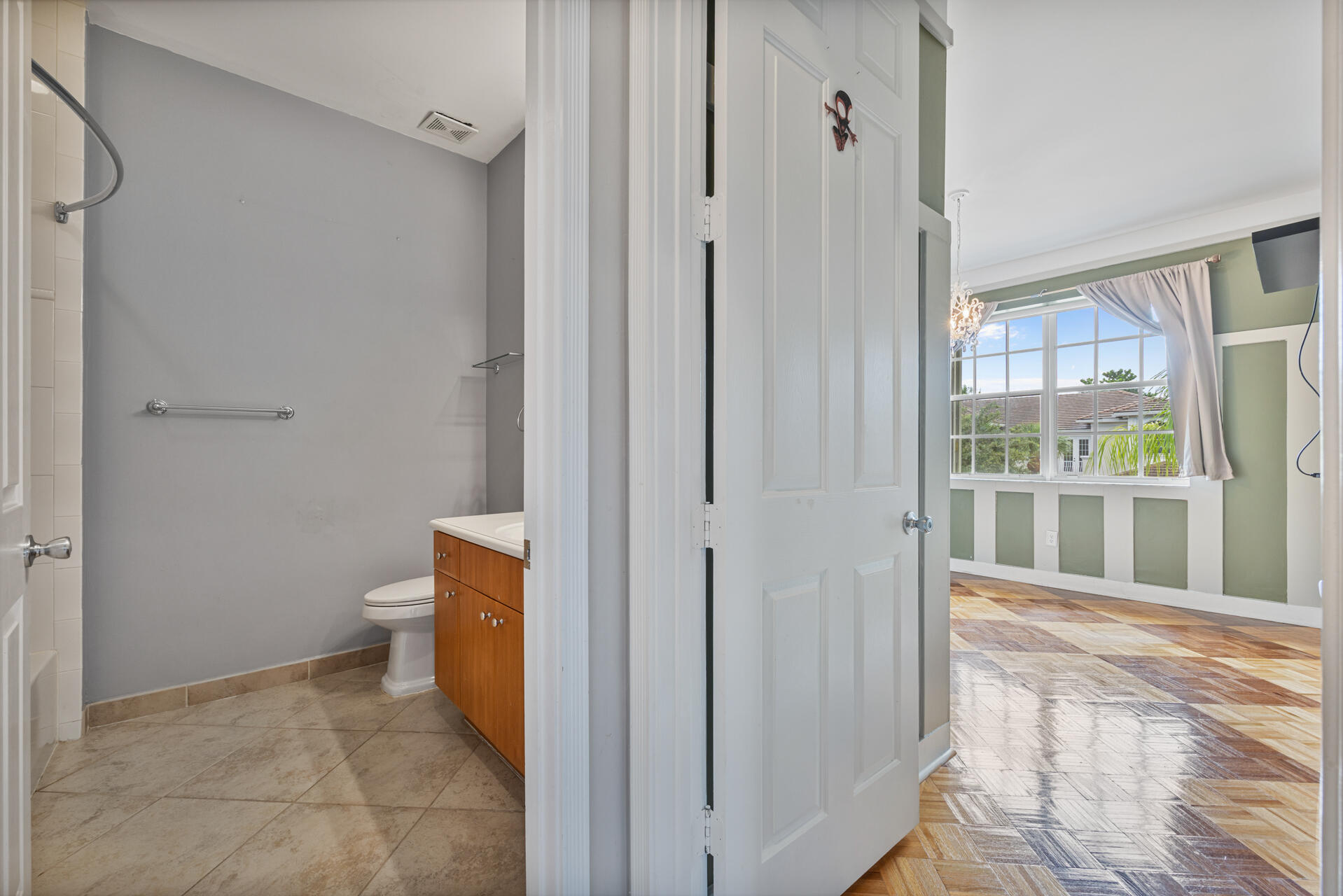 6380 Bella Circle 905 Property Photo 25