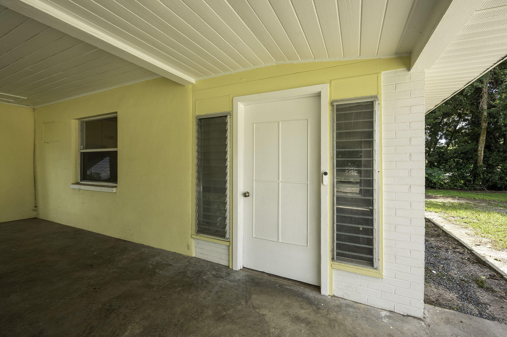 5136 Studio Drive Property Photo 5