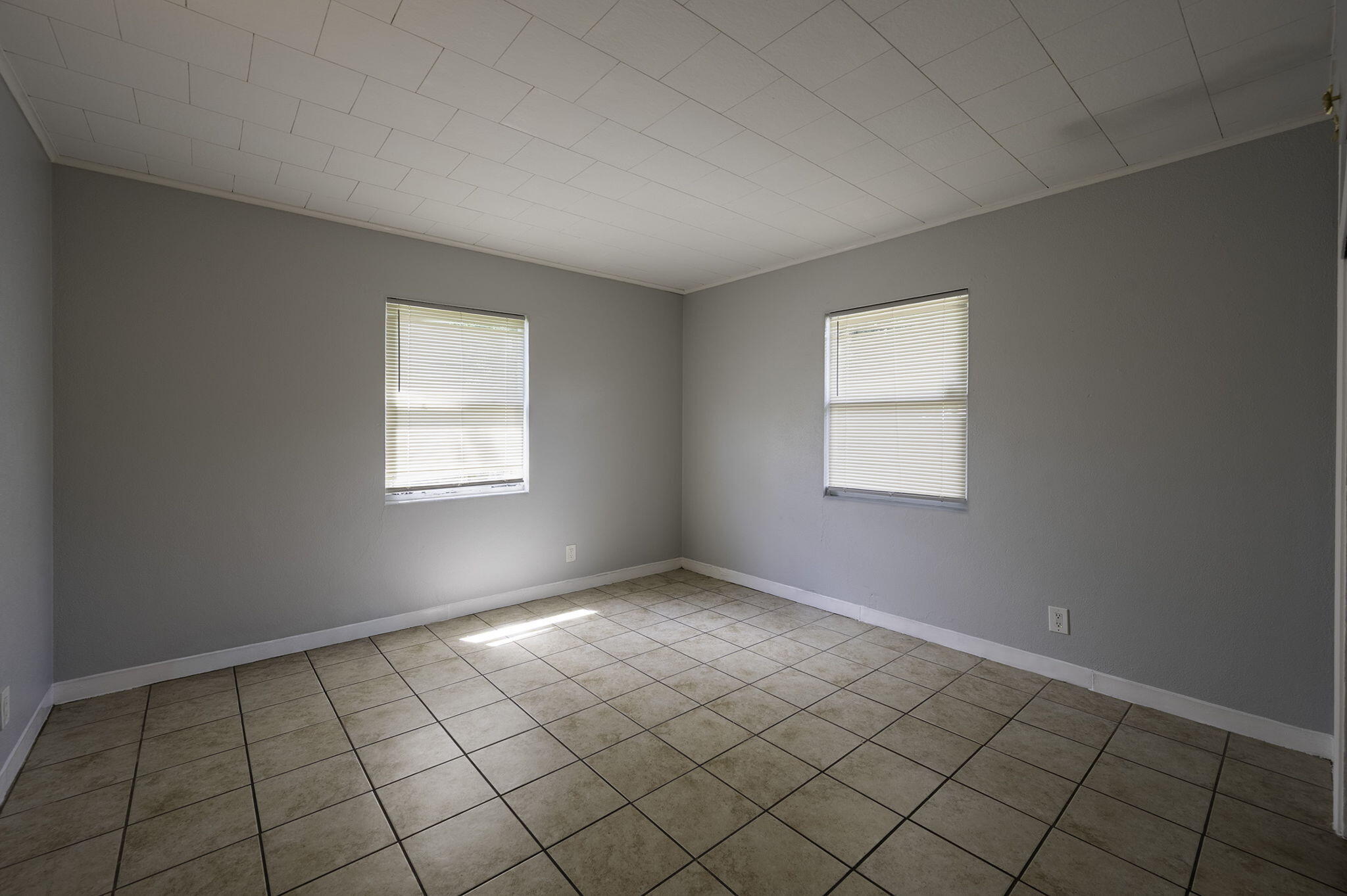 5136 Studio Drive Property Photo 18