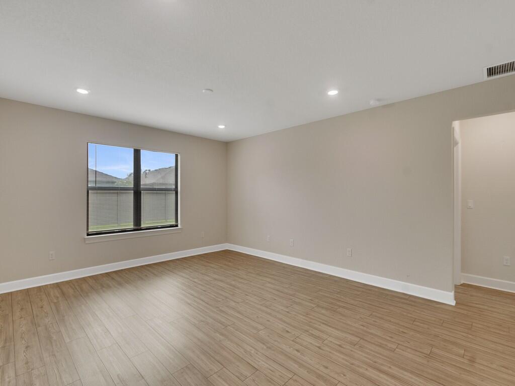 5288 Jasper Square Property Photo 10
