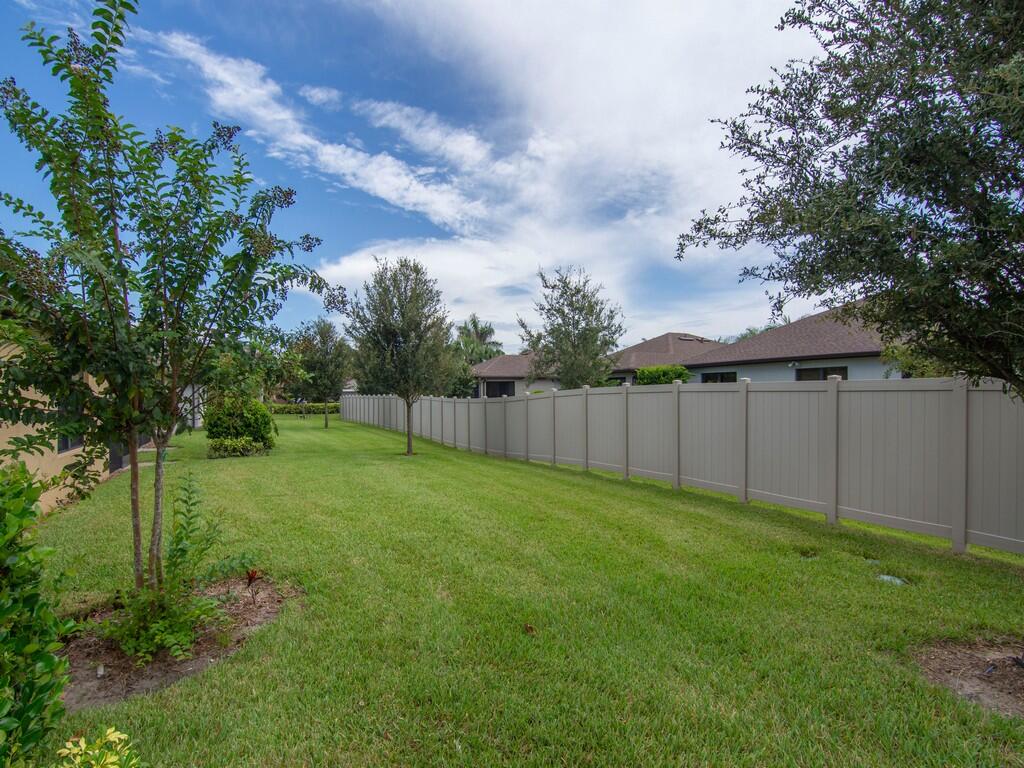 5288 Jasper Square Property Photo 23