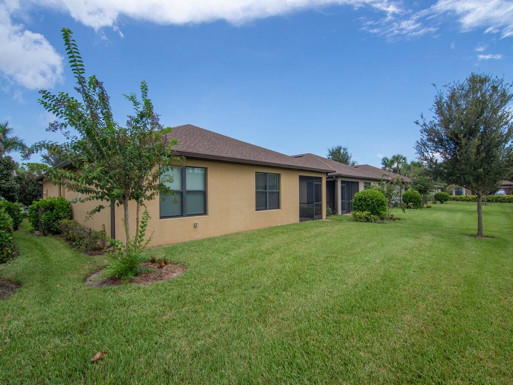 5288 Jasper Square Property Photo 24