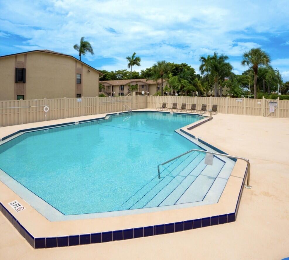 9539 Boca Cove Circle 105 Property Photo 13