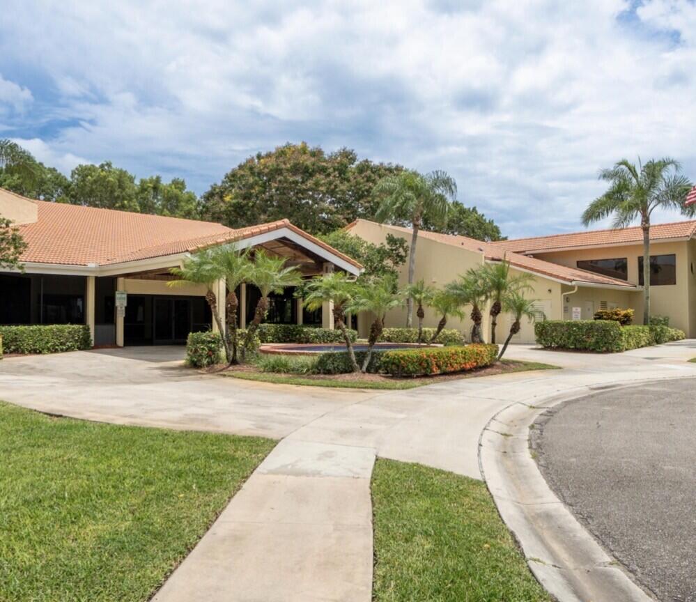 9539 Boca Cove Circle 105 Property Photo 17