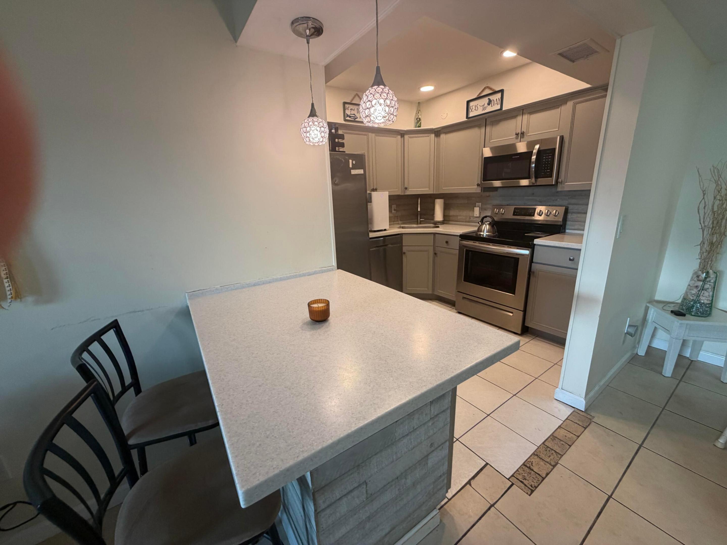 950 S Kanner Highway C 10 Property Photo 6
