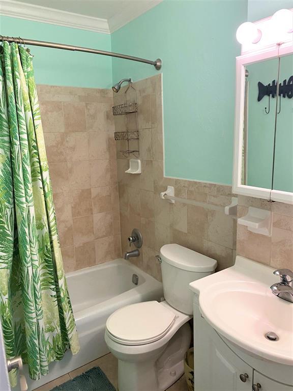 5720 Ne 22nd Way 406 Property Photo 13