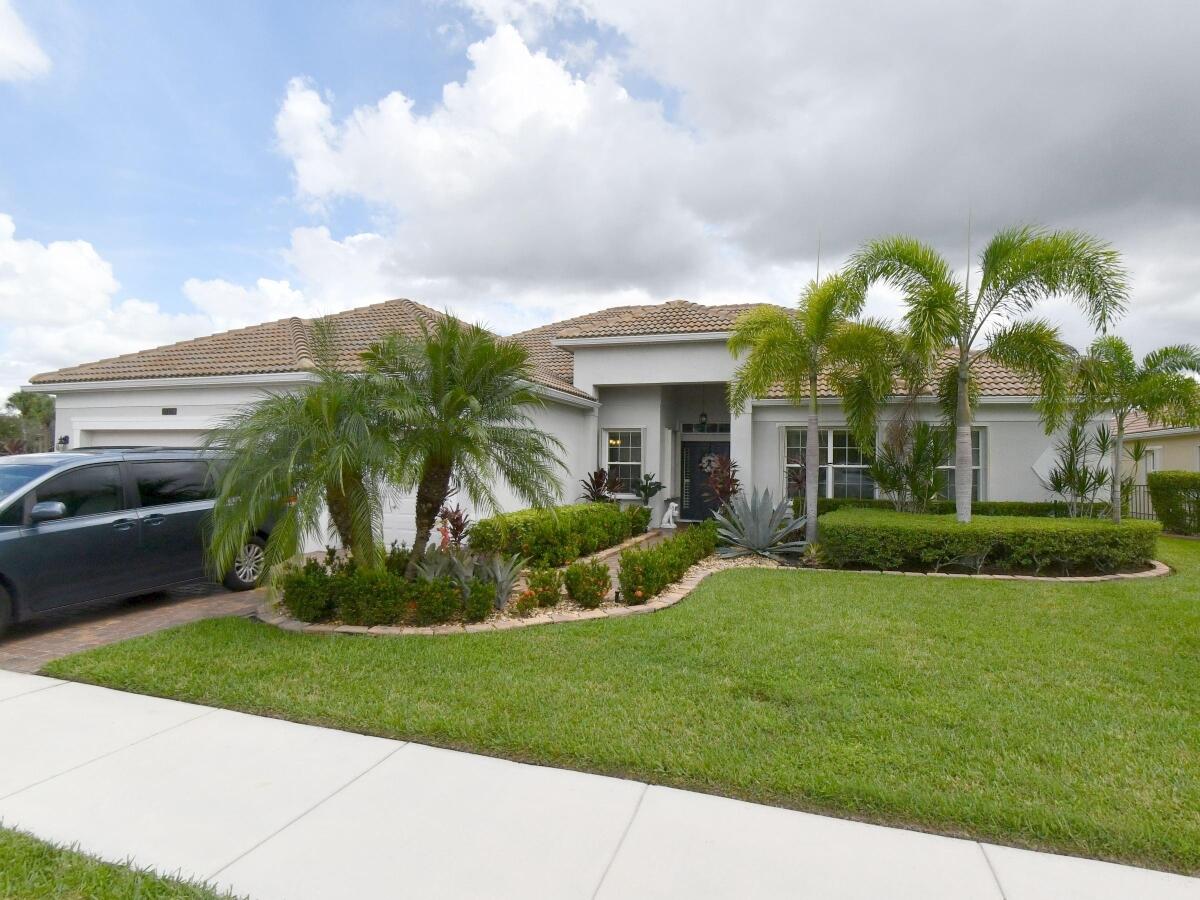 11490 Sw Aventino Drive Property Photo 7
