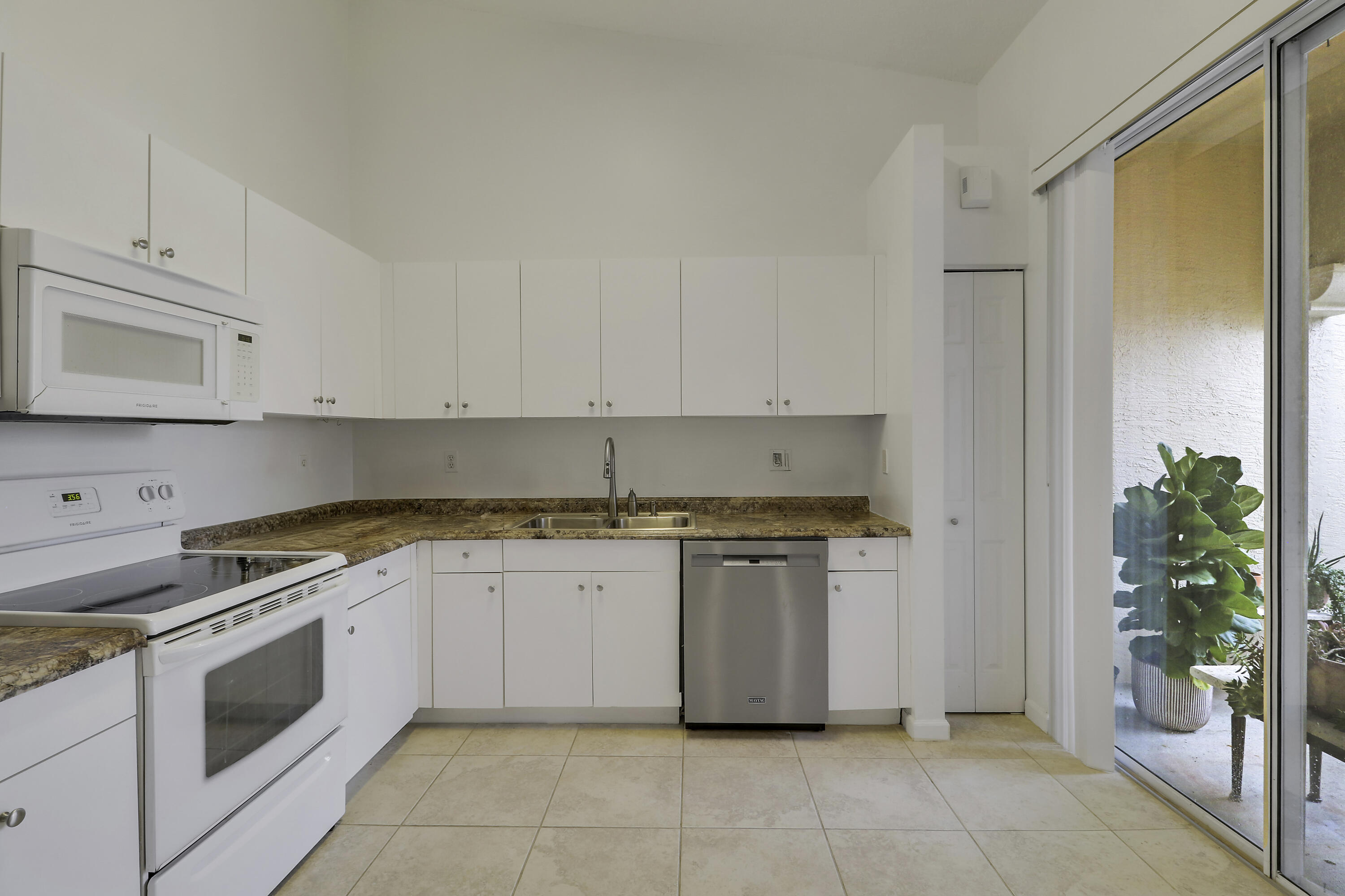2193 Big Wood Cay Property Photo 1