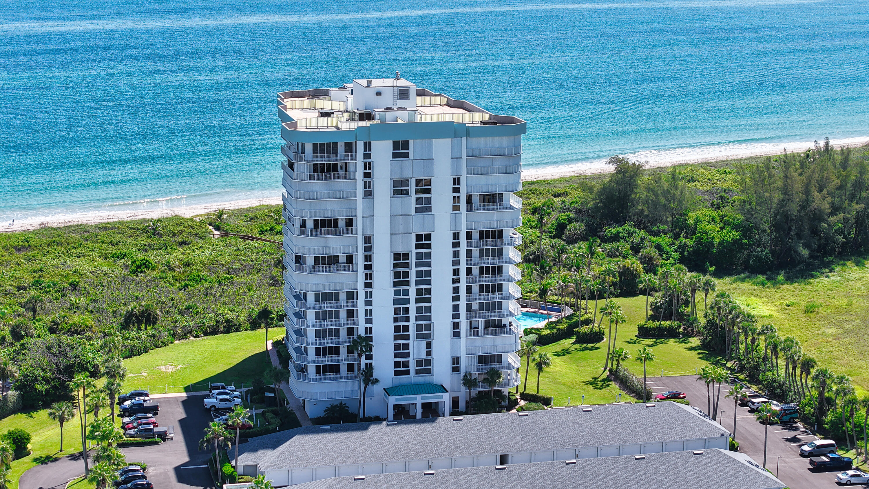2700 N Highway A1a 1004 Property Photo 3