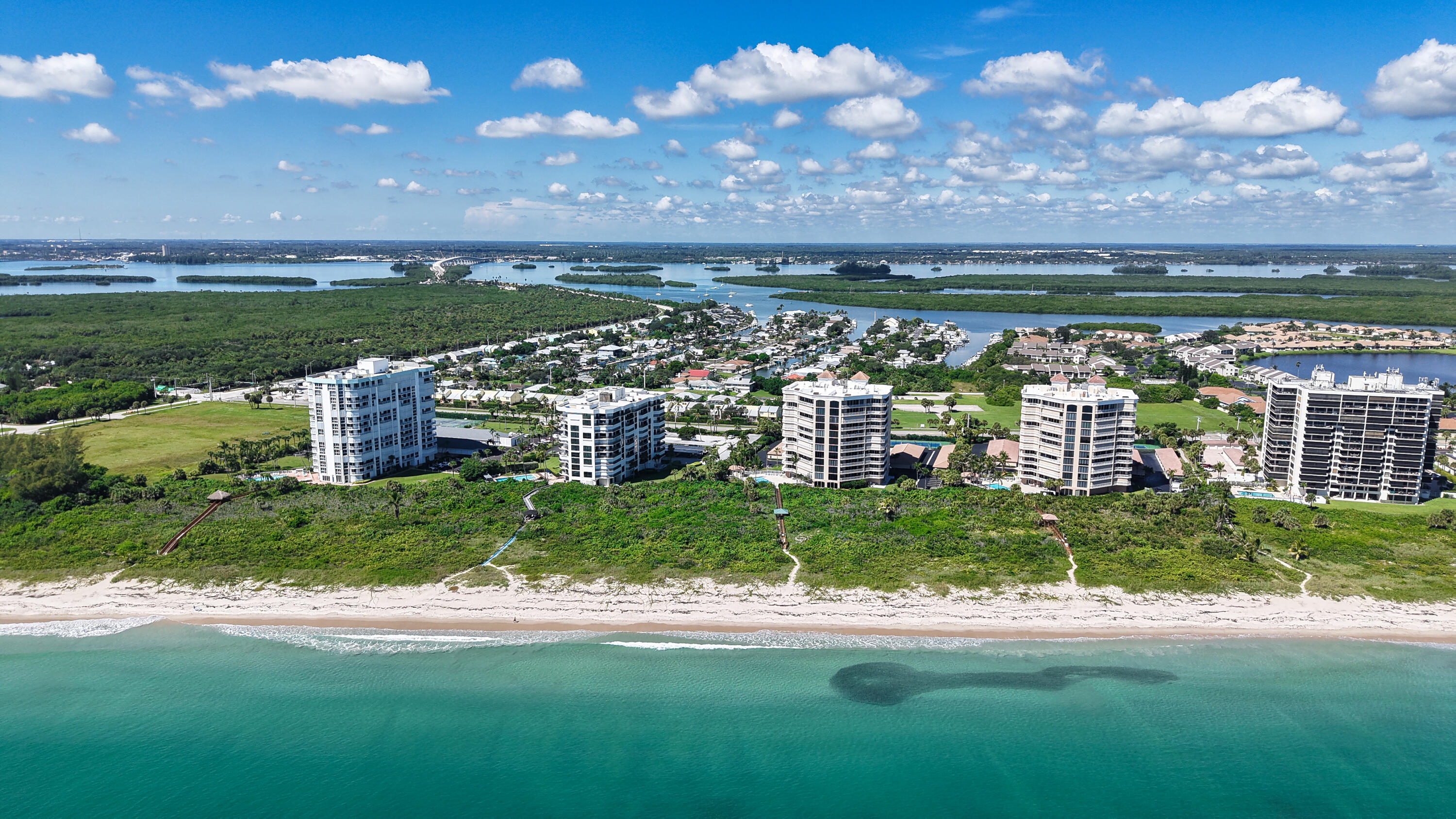 2700 N Highway A1a 1004 Property Photo 4