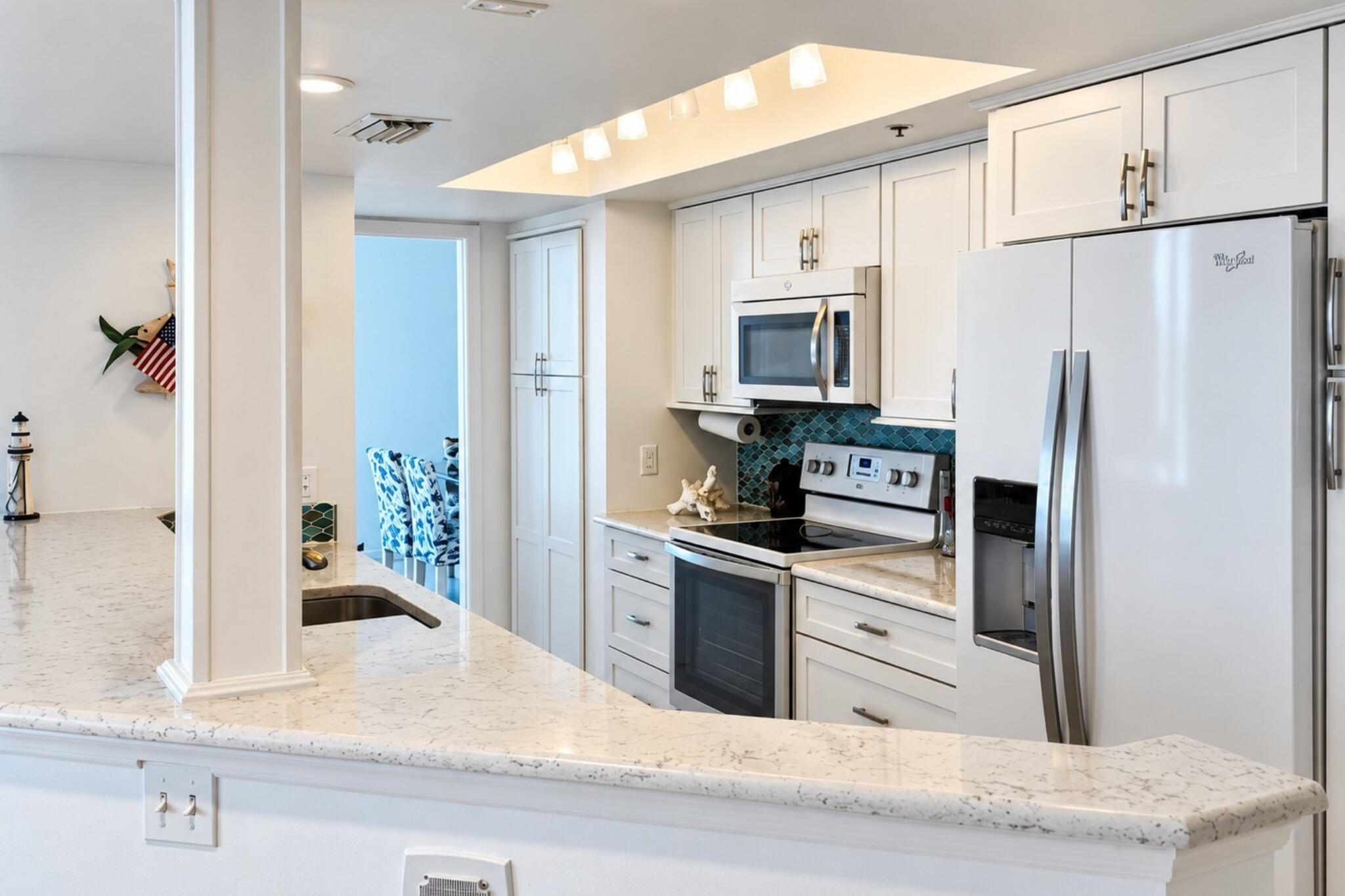 2700 N Highway A1a 1004 Property Photo 12
