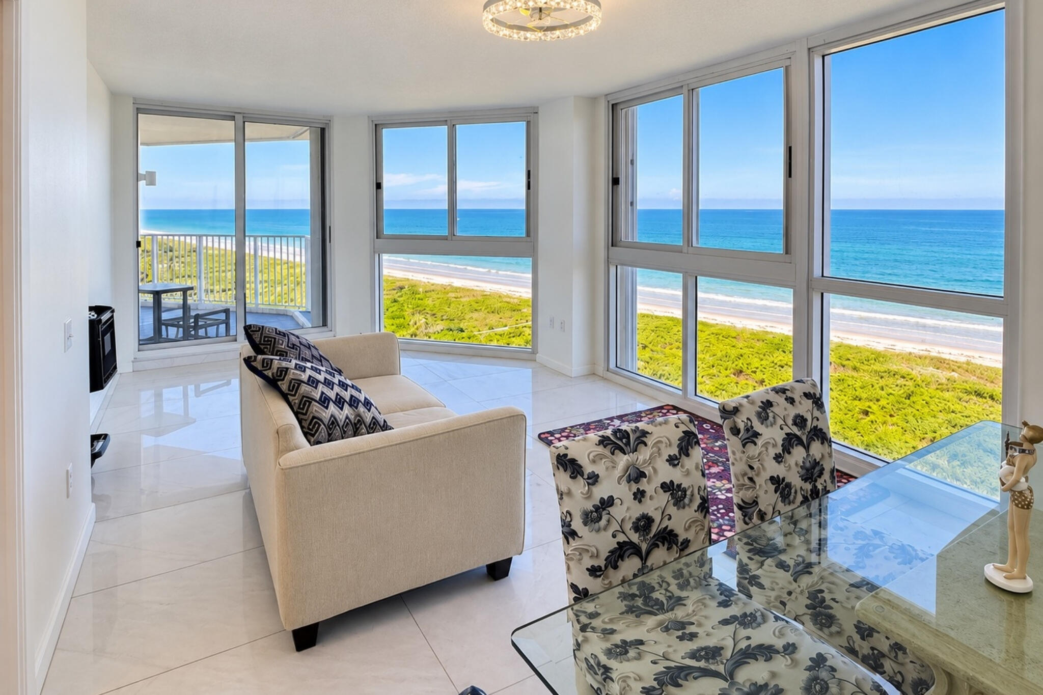 2700 N Highway A1a 1004 Property Photo 13