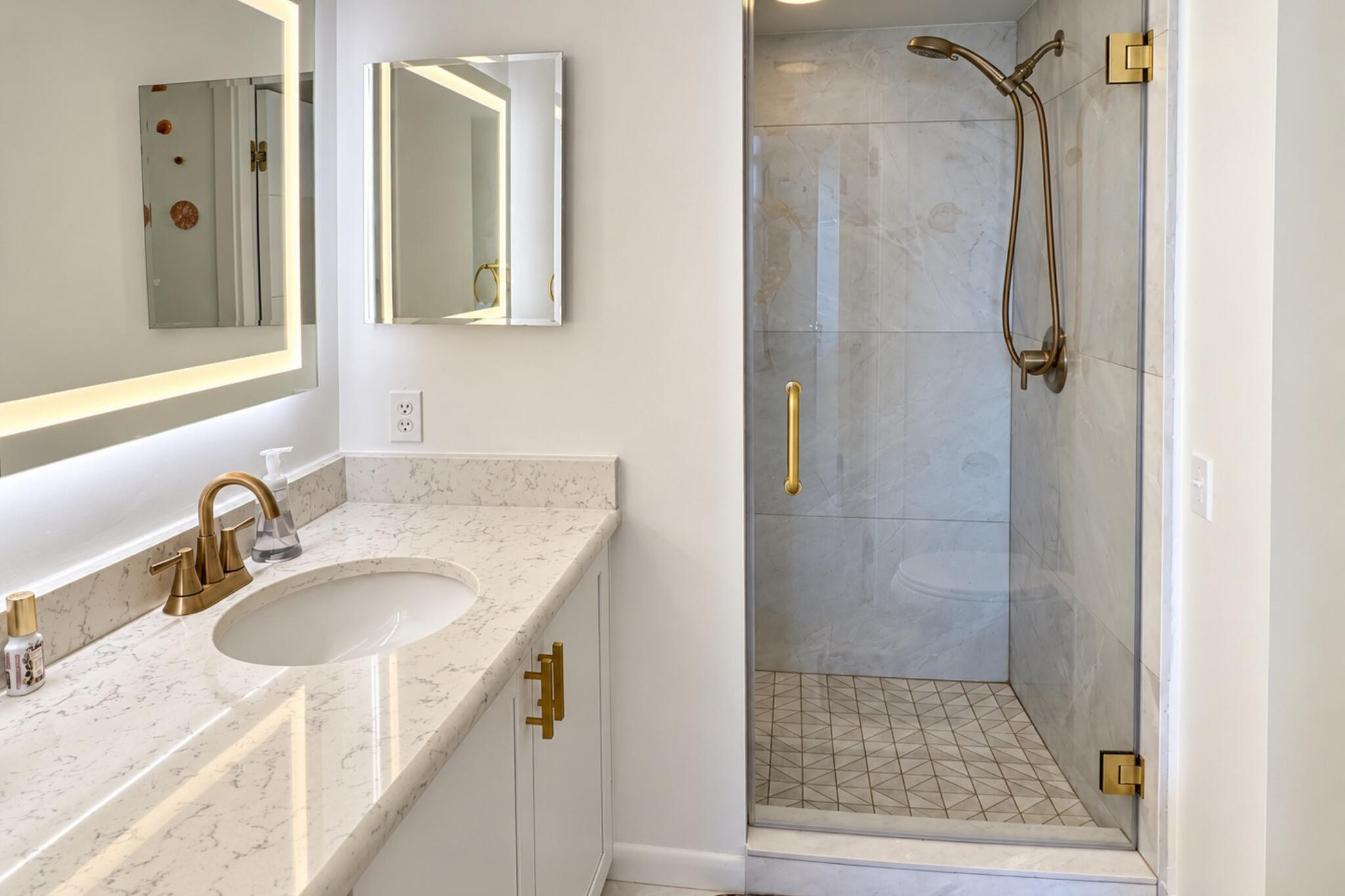 2700 N Highway A1a 1004 Property Photo 15