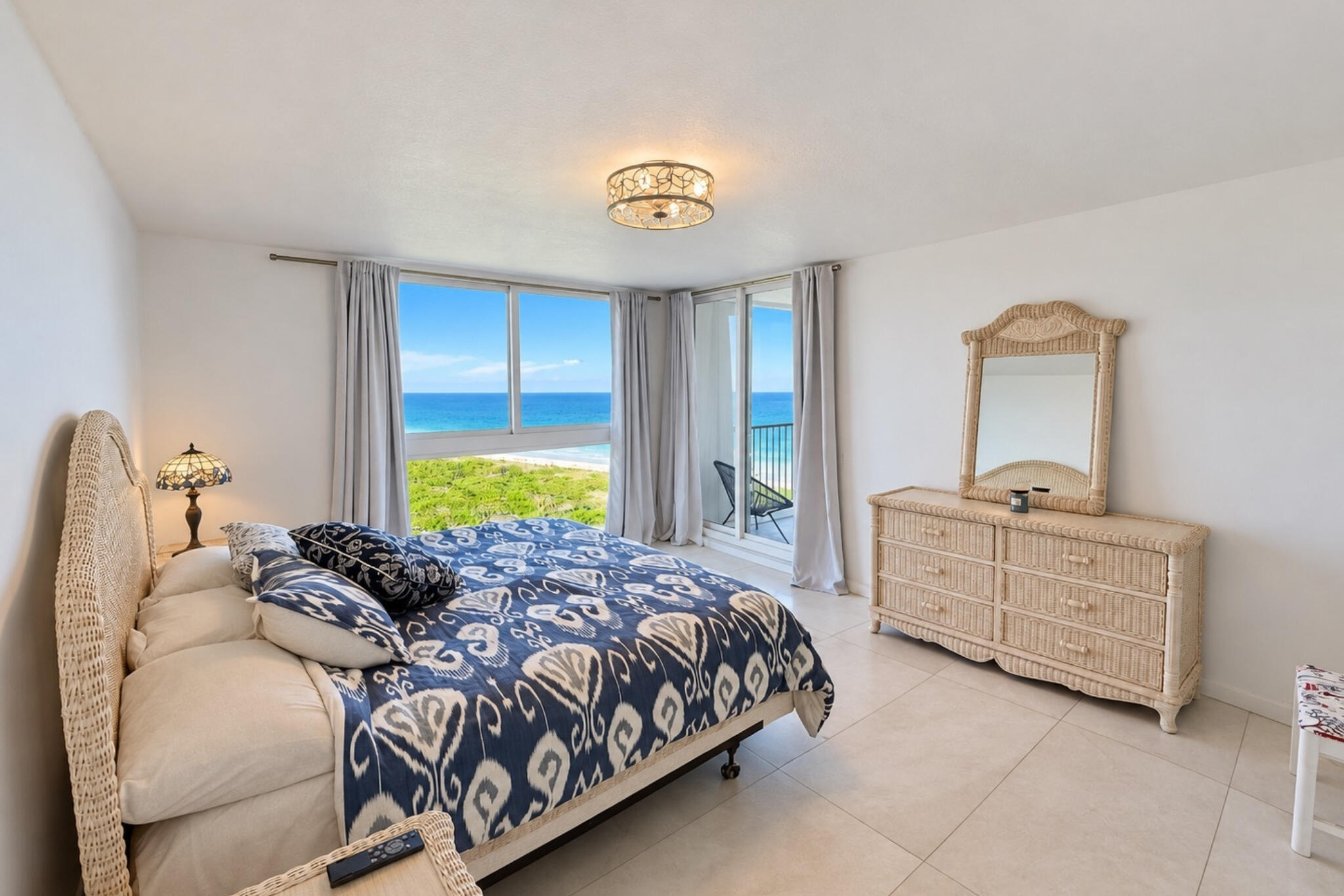 2700 N Highway A1a 1004 Property Photo 16