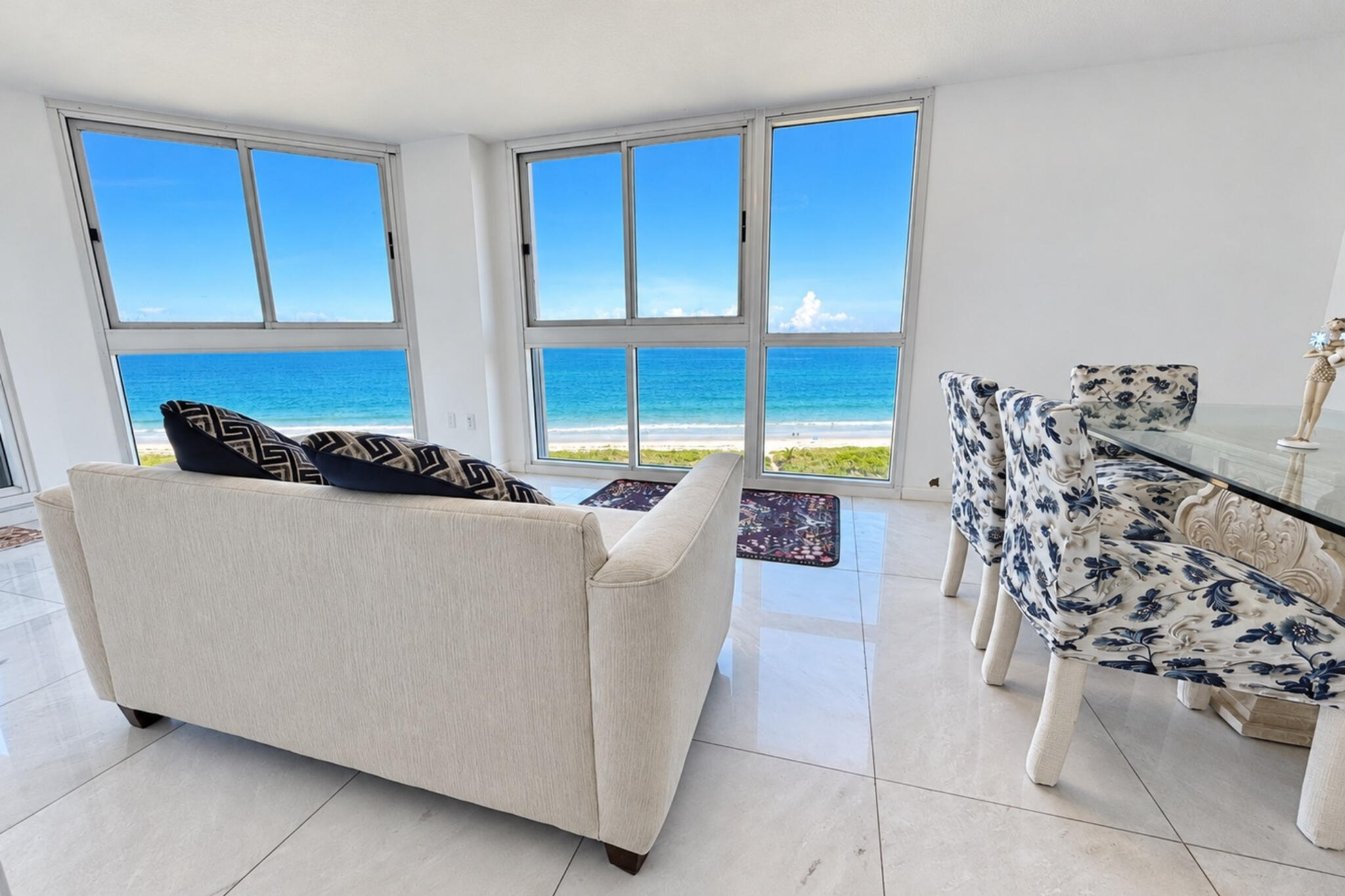 2700 N Highway A1a 1004 Property Photo 19