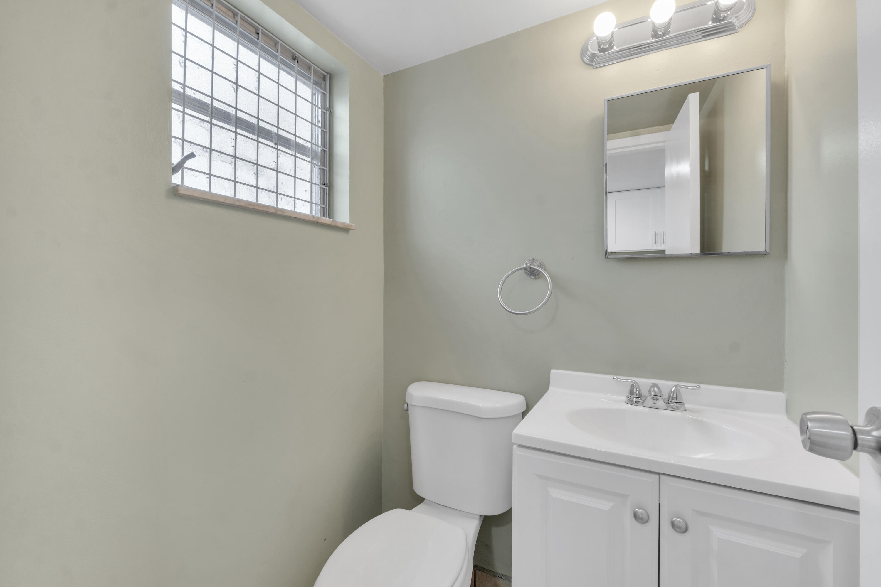4171 Nw 26th Street T2 Property Photo 6
