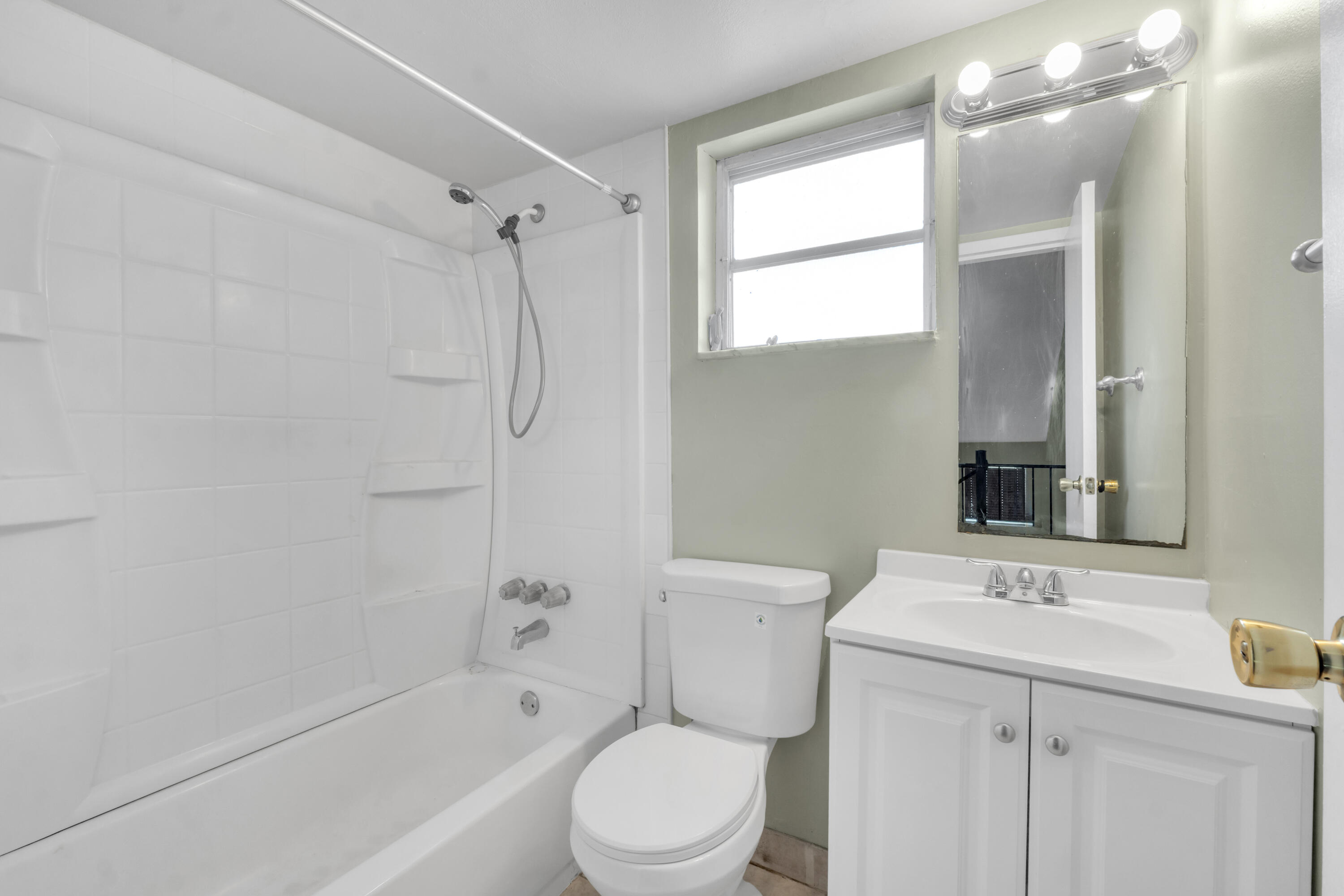 4171 Nw 26th Street T2 Property Photo 8
