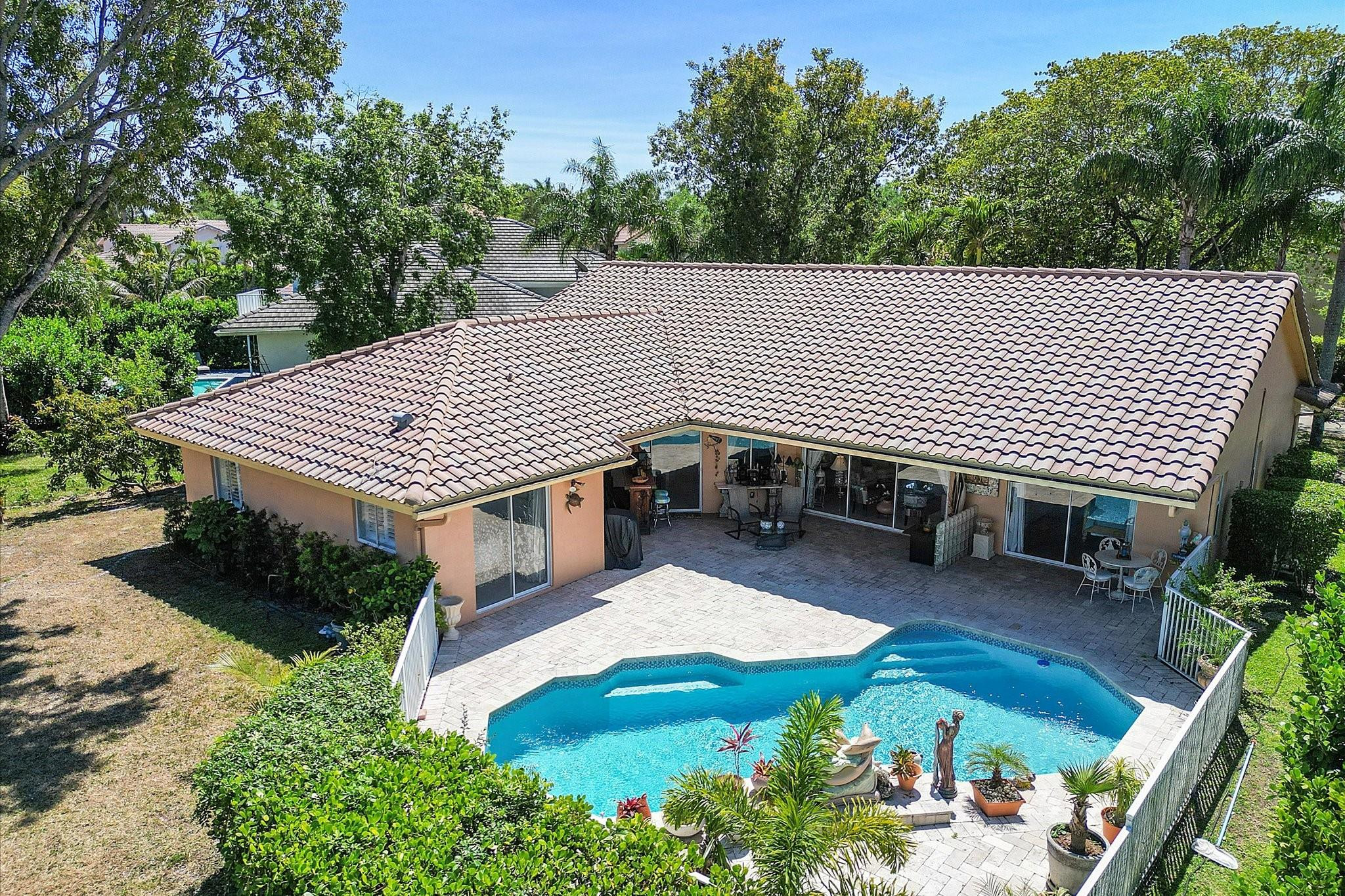 4636 Rothschild Drive Property Photo 1