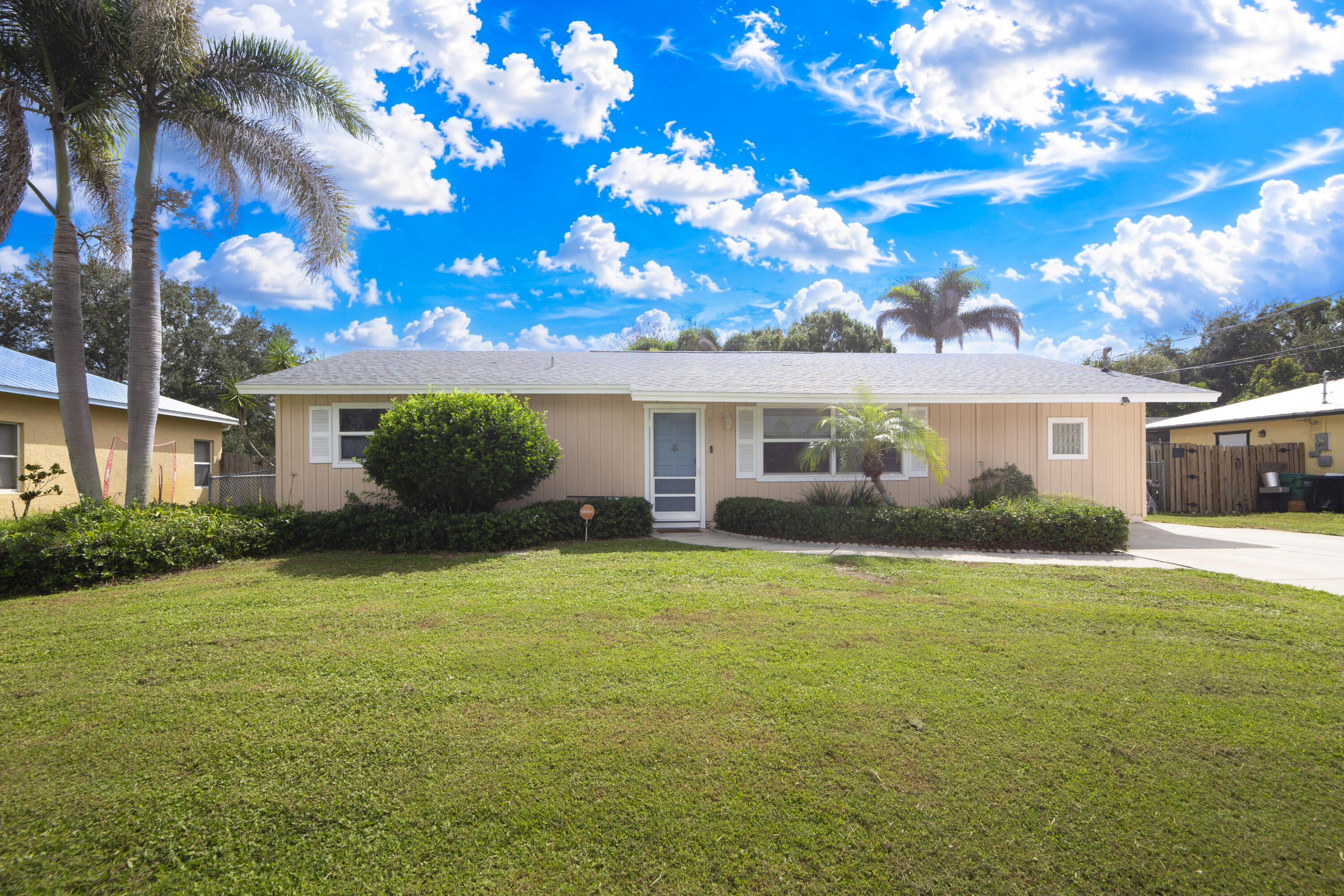 6004 Tangelo Drive Property Photo 1