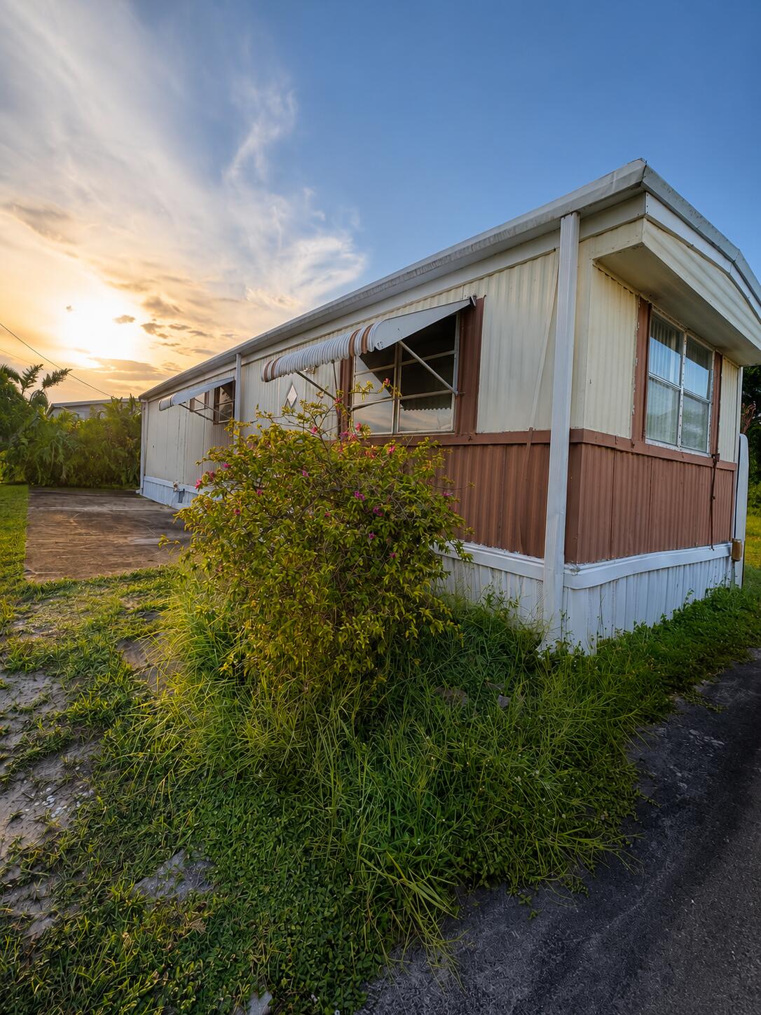4133 Mocking Bird Drive Property Photo 3