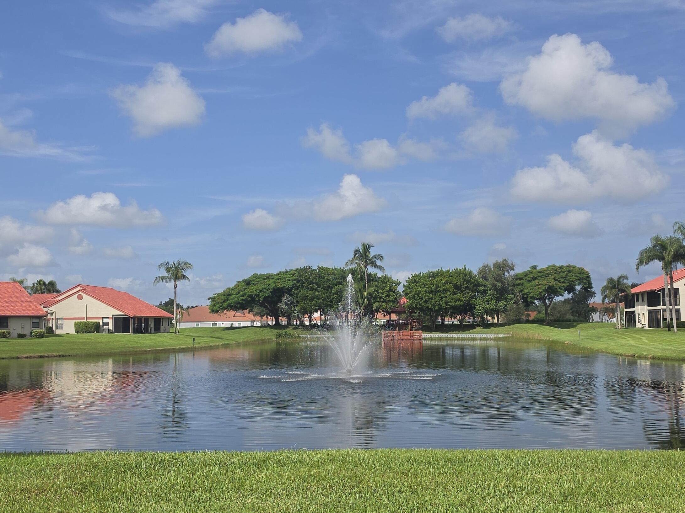 7852 Lexington Club Boulevard B Property Photo 1