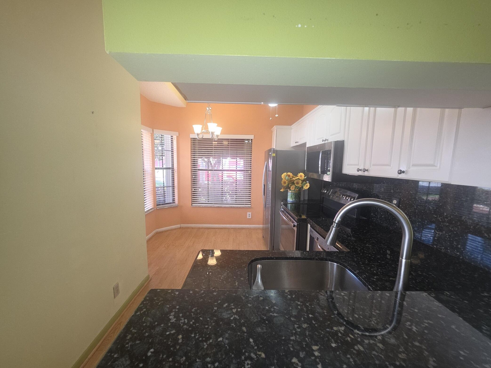 7852 Lexington Club Boulevard B Property Photo 5