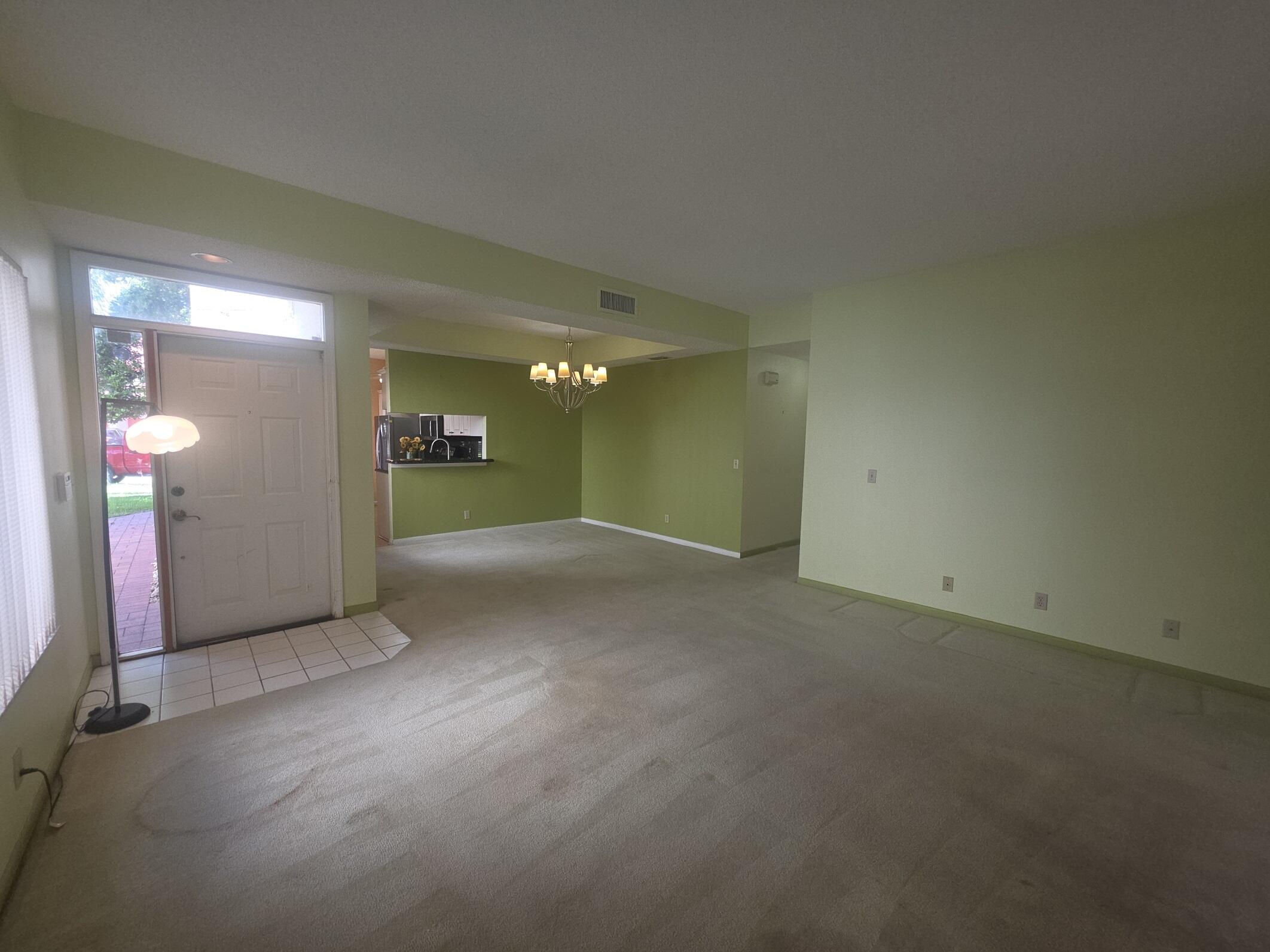 7852 Lexington Club Boulevard B Property Photo 10