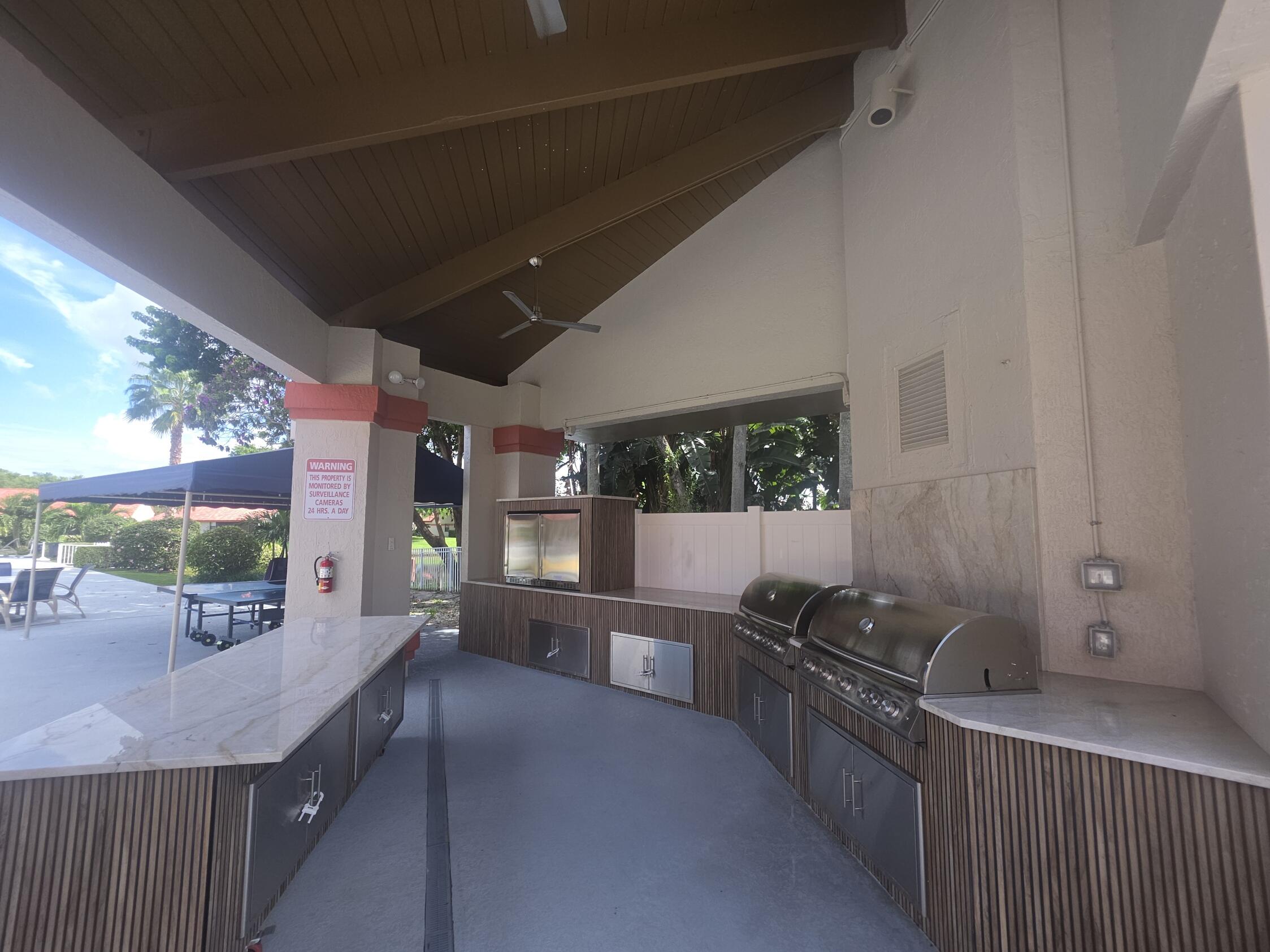 7852 Lexington Club Boulevard B Property Photo 24