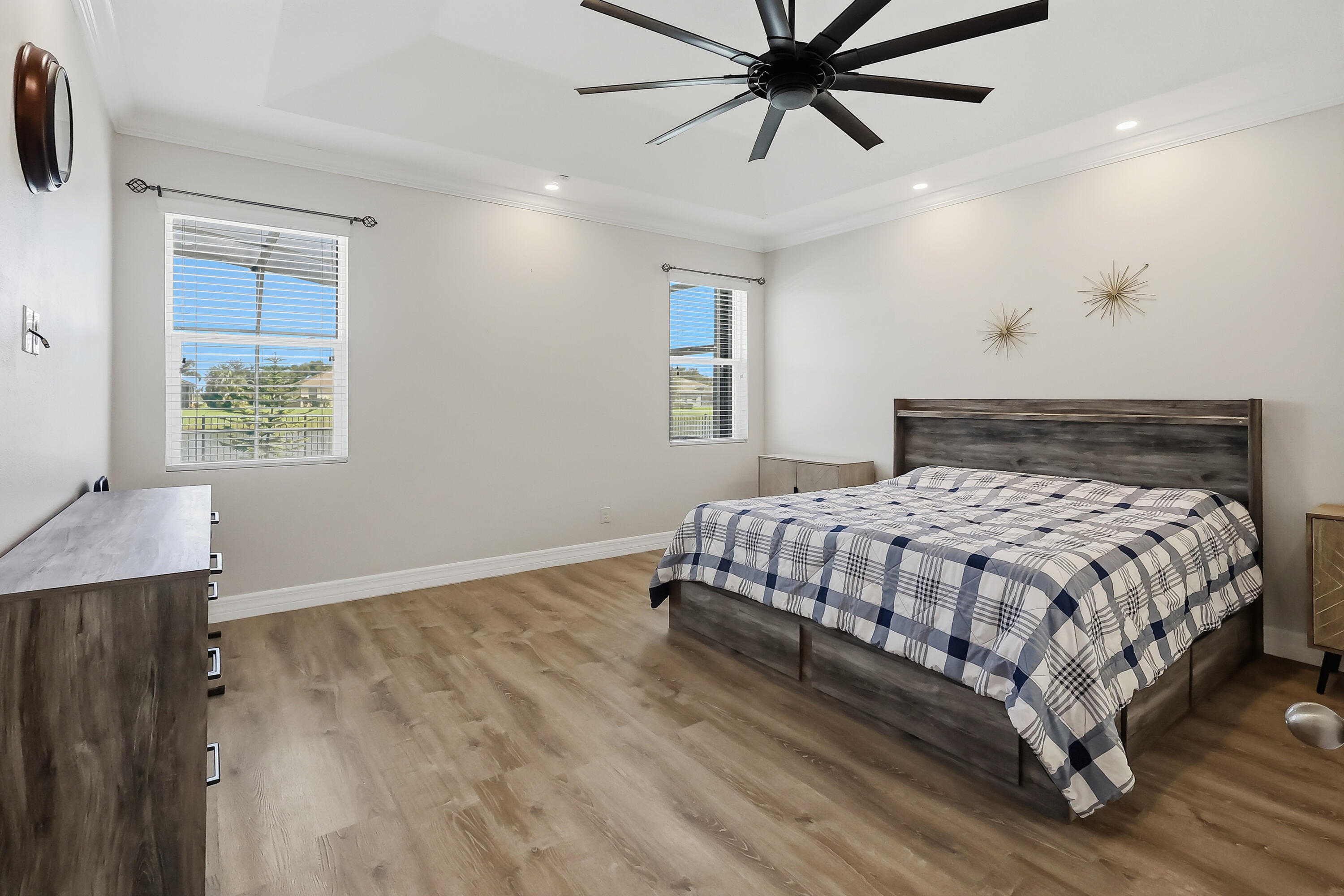6460 Palm Place Property Photo 17