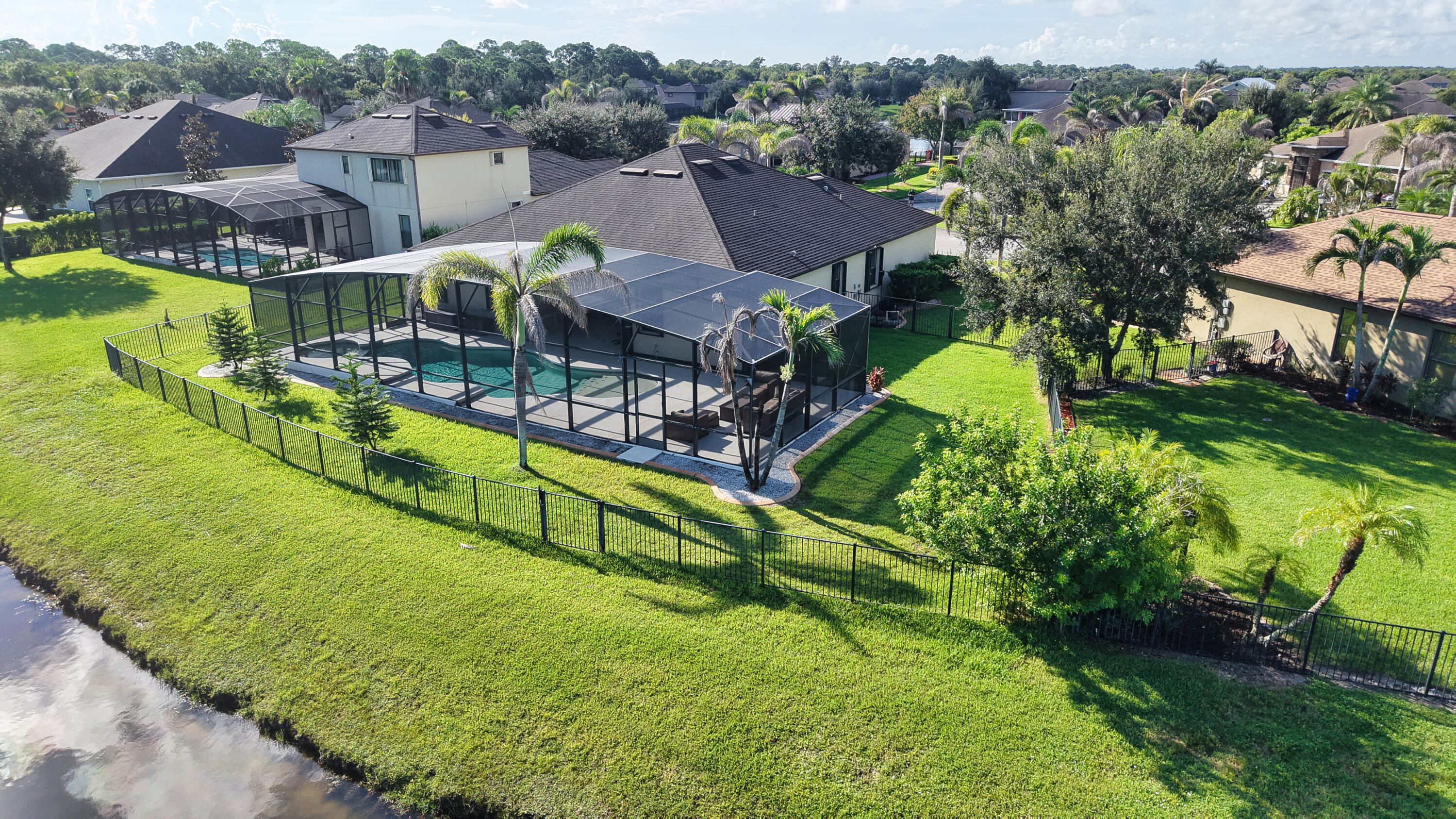 6460 Palm Place Property Photo 31