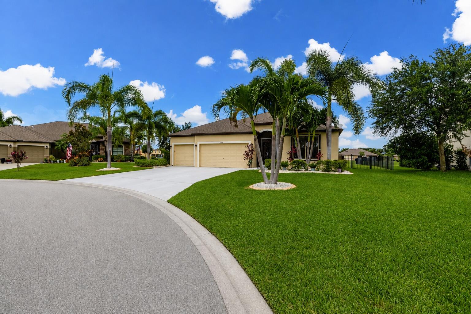 6460 Palm Place Property Photo 36