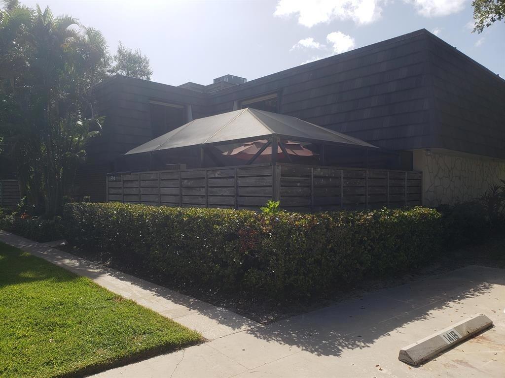 1418 14TH Terrace Property Photo 1