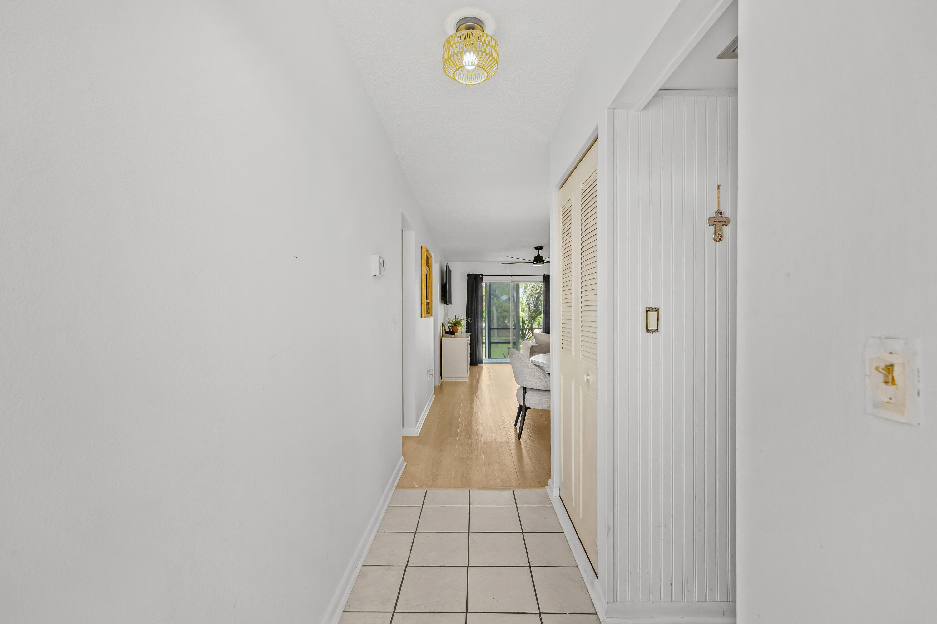 1917 Sw Palm City Road Apt G Property Photo 12