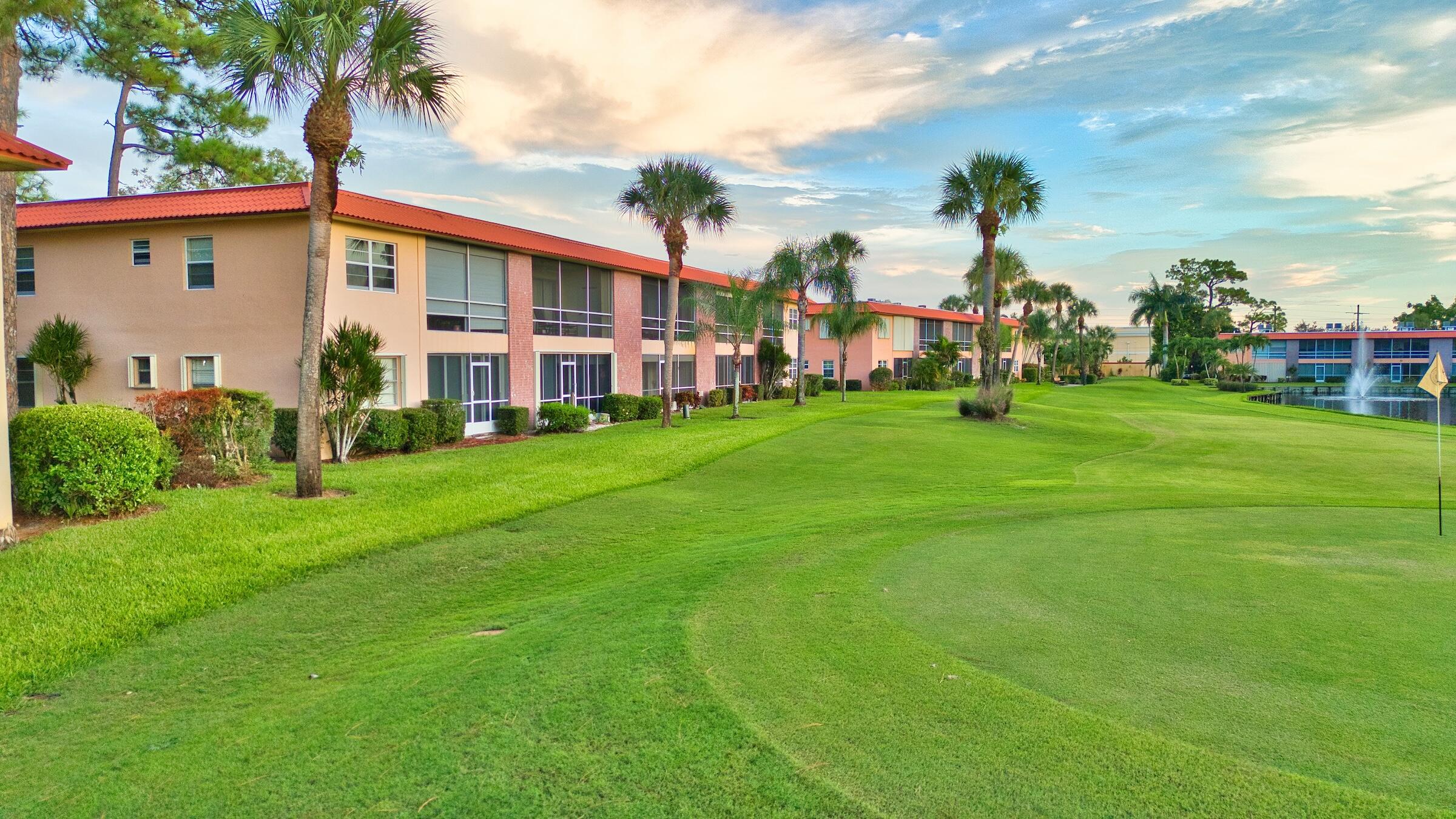 1917 Sw Palm City Road Apt G Property Photo 37