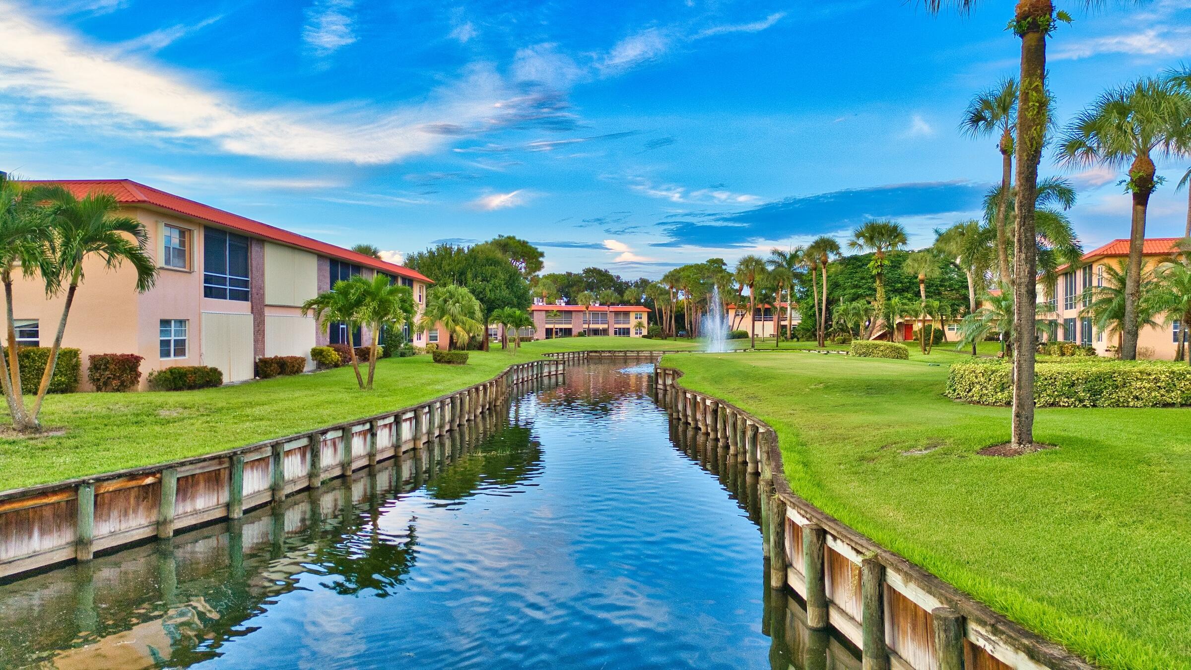 1917 Sw Palm City Road Apt G Property Photo 40