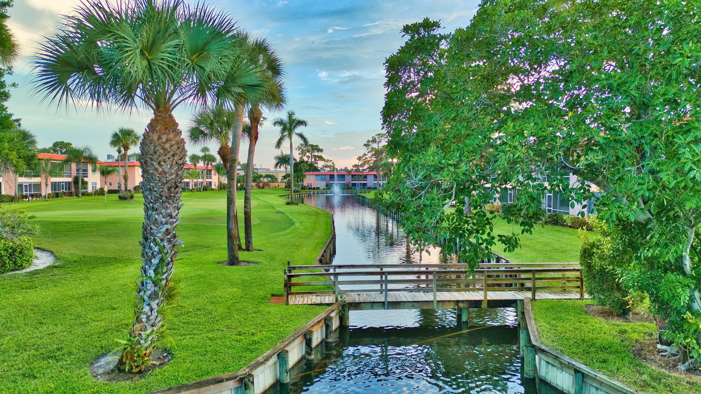 1917 Sw Palm City Road Apt G Property Photo 41