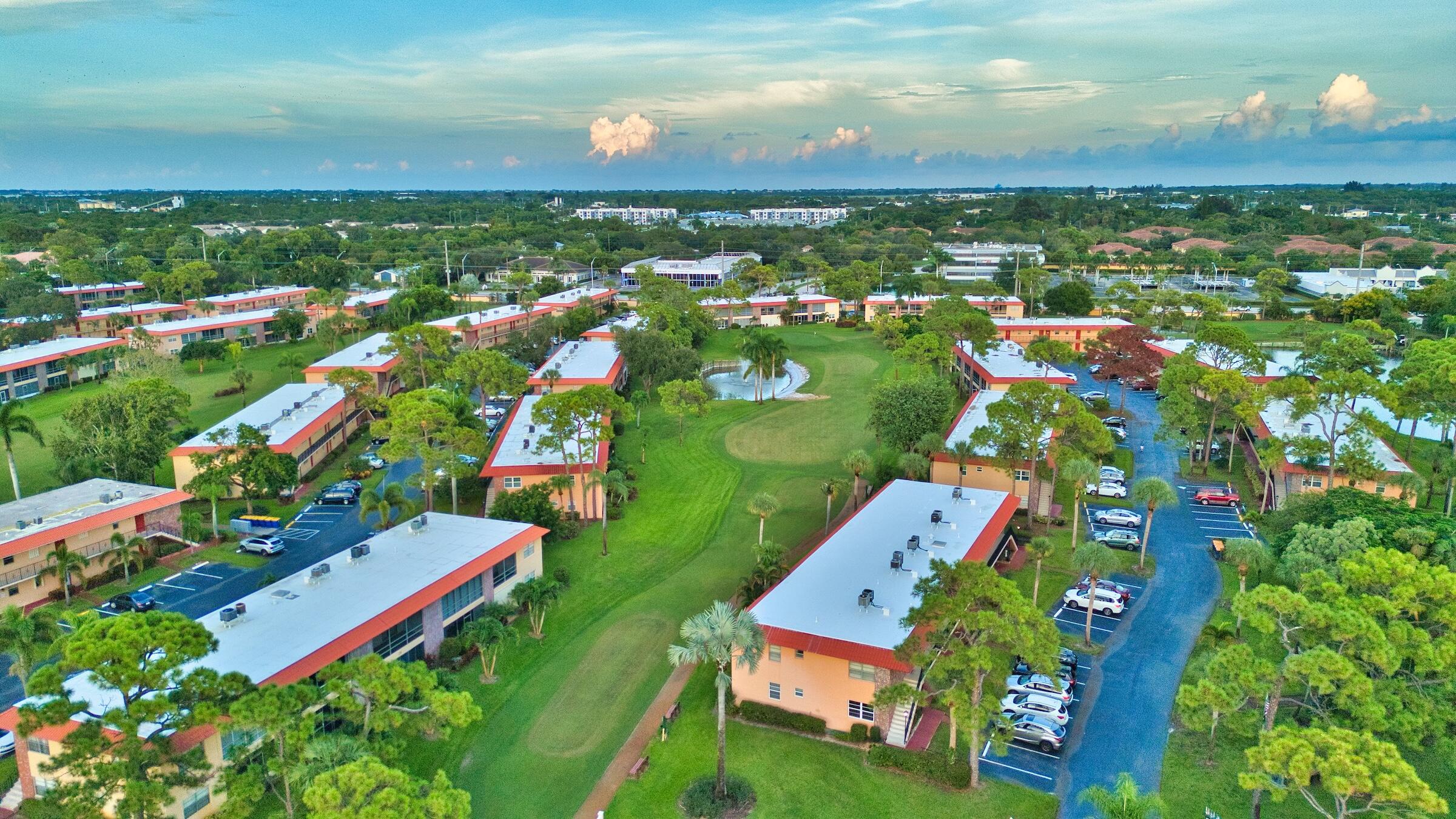 1917 Sw Palm City Road Apt G Property Photo 46