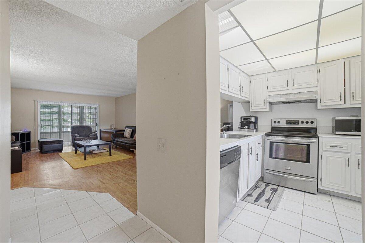 4602 Martinique Way A2 Property Photo 3