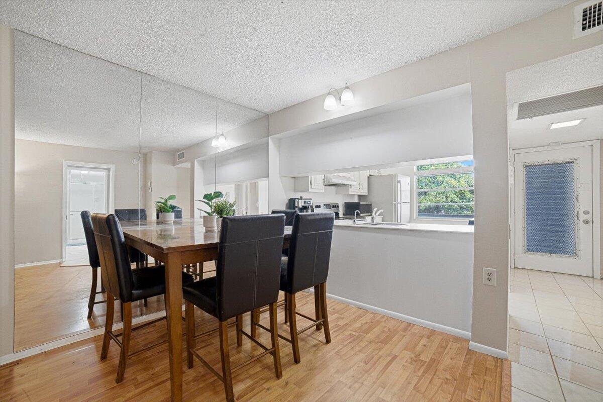 4602 Martinique Way A2 Property Photo 10