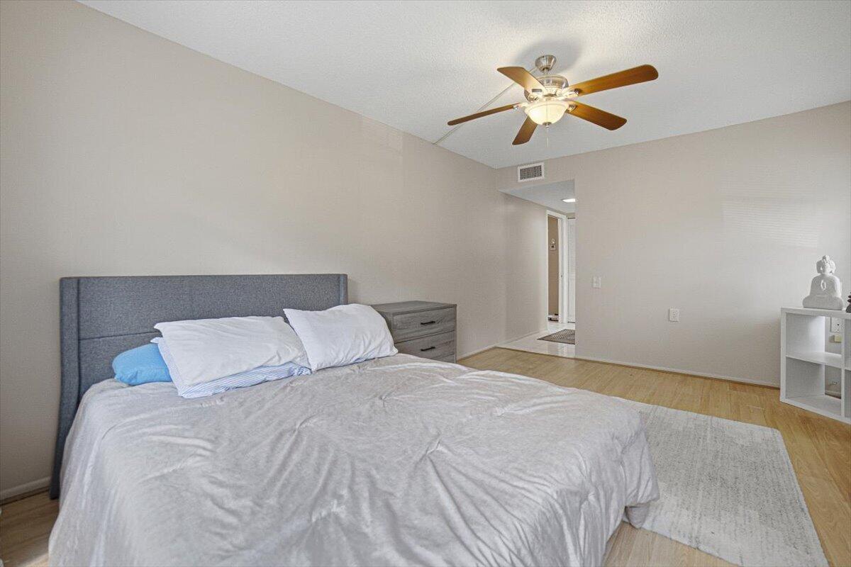 4602 Martinique Way A2 Property Photo 12