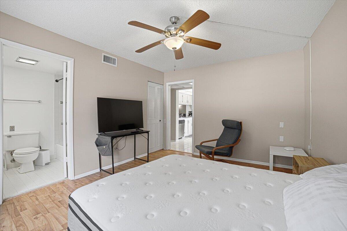 4602 Martinique Way A2 Property Photo 17